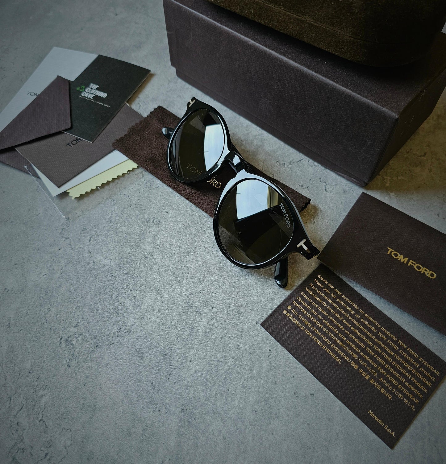TOM FORD IAN-02 TF591 Sunglasses