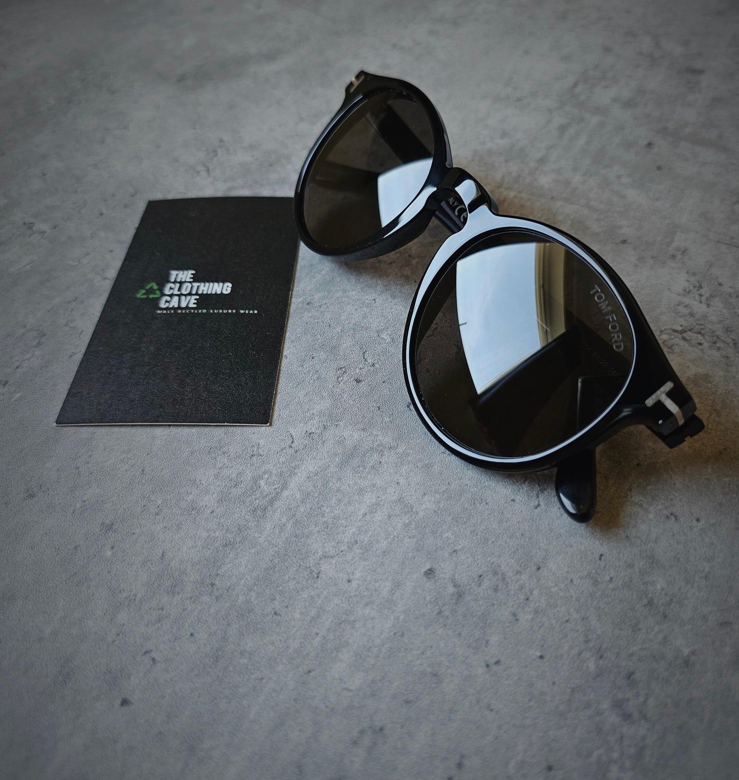 TOM FORD IAN-02 TF591 Sunglasses