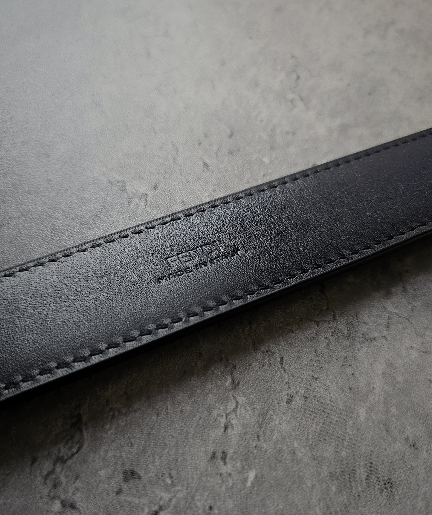 FENDI Vitello Glacier Utility Pouched Leather Belt