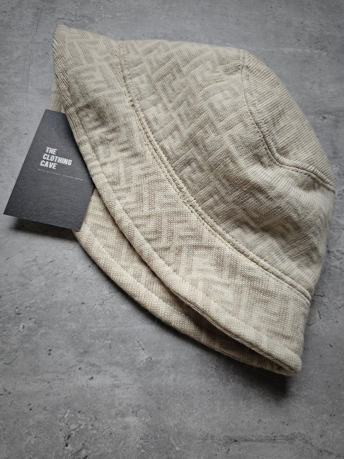 FENDI FF Monogram 100% Wool Hat and Scarf Set