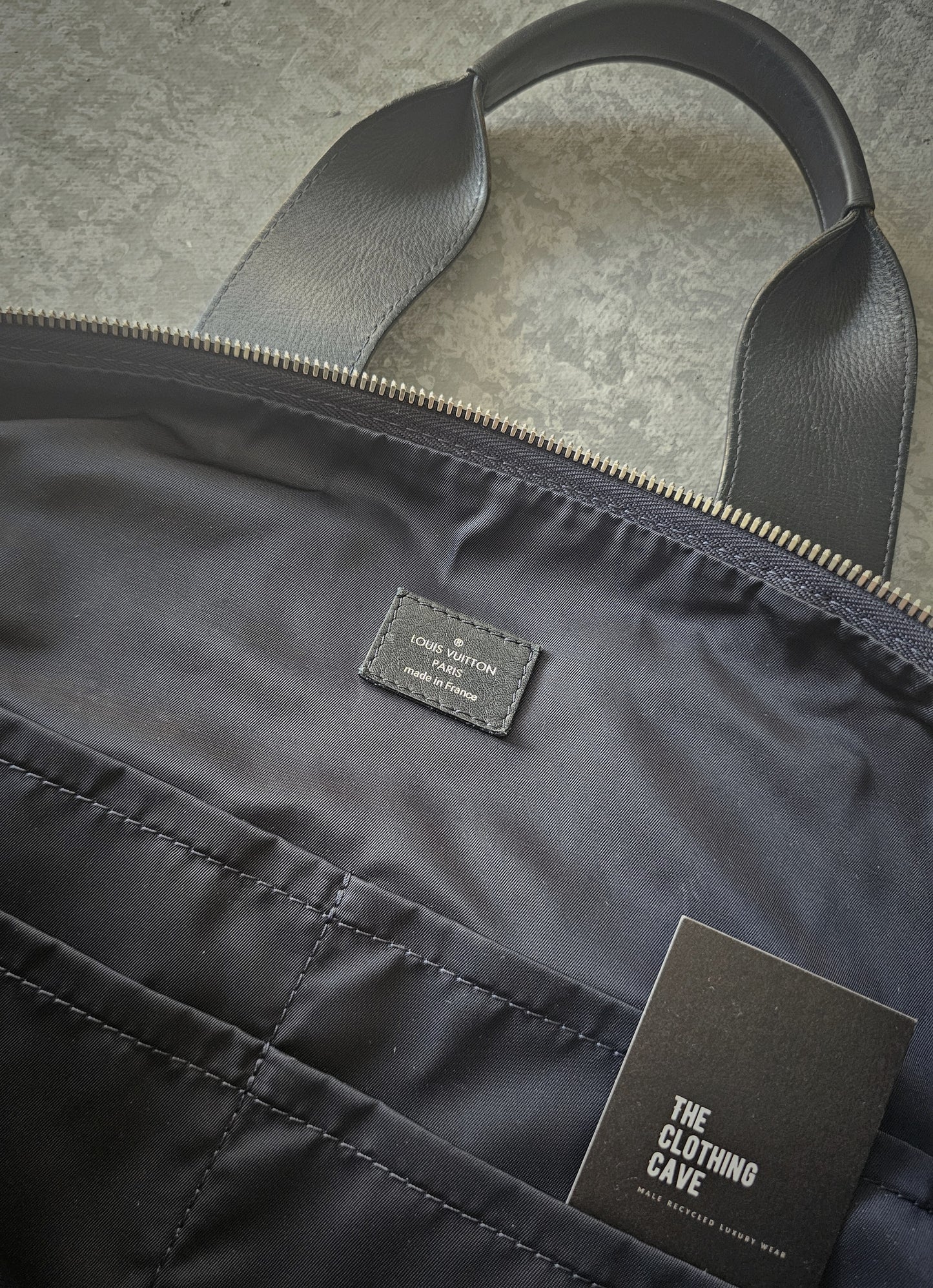 LOUIS VUITTON V Line Start Soft Nappa Travel Holdall