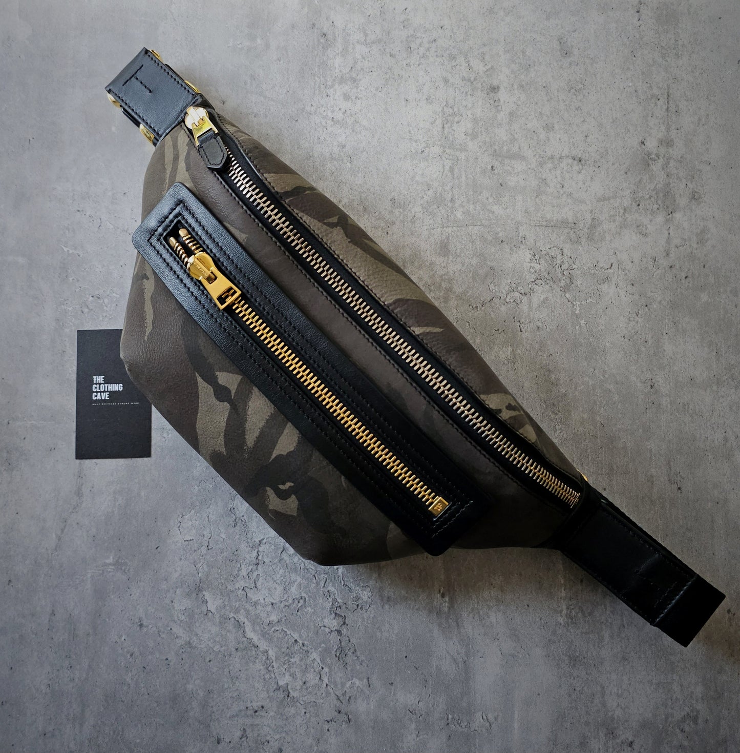 TOM FORD Leather-Trimmed Camouflage Nubuck Belt Bag
