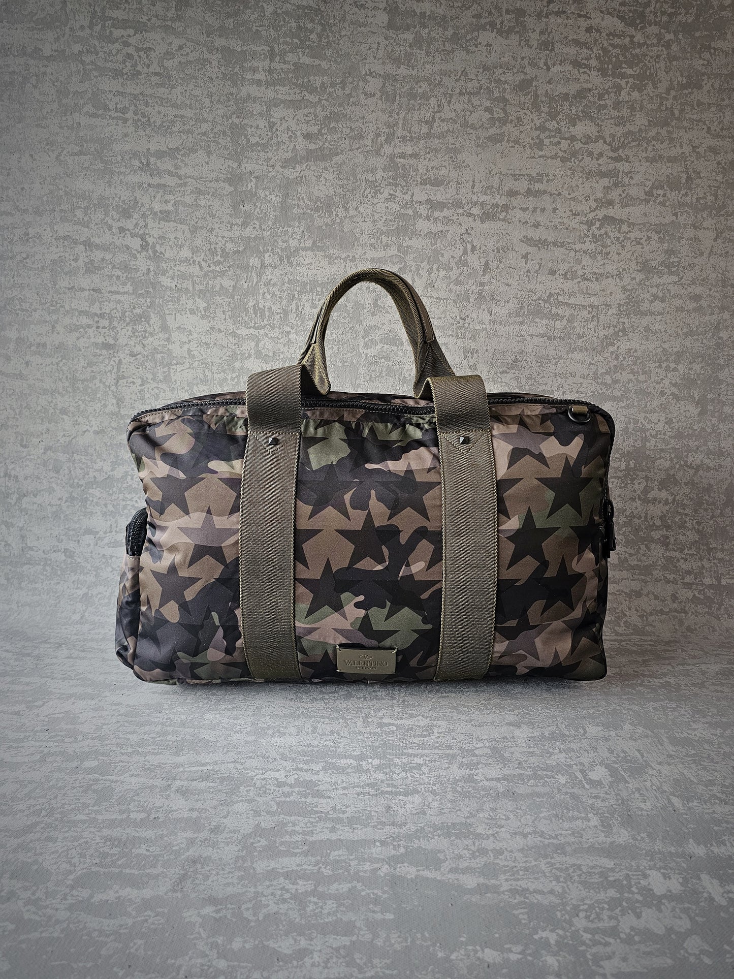 VALENTINO GARAVANI Exclusive Starred Camouflage Duffle Bag