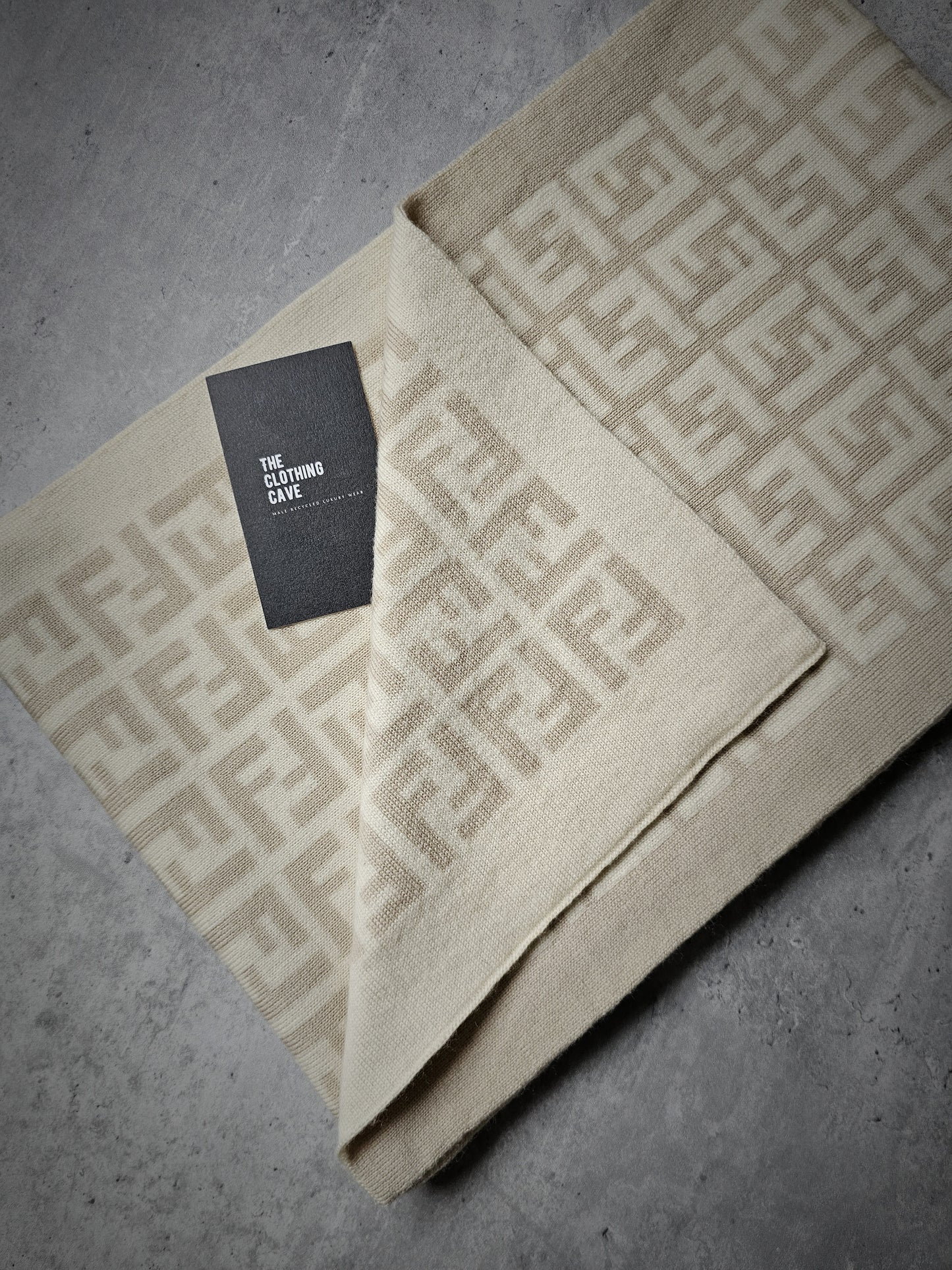 FENDI FF Monogram 100% Wool Hat and Scarf Set
