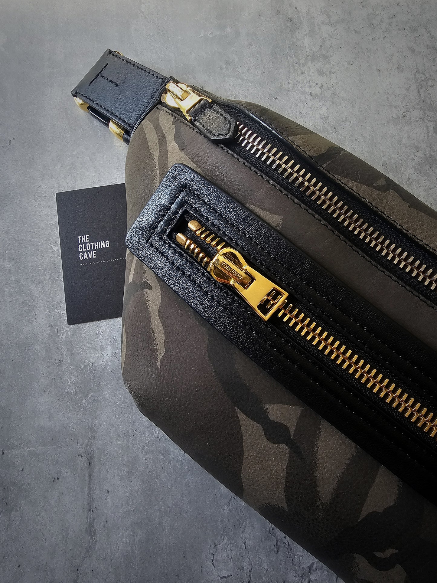 TOM FORD Leather-Trimmed Camouflage Nubuck Belt Bag