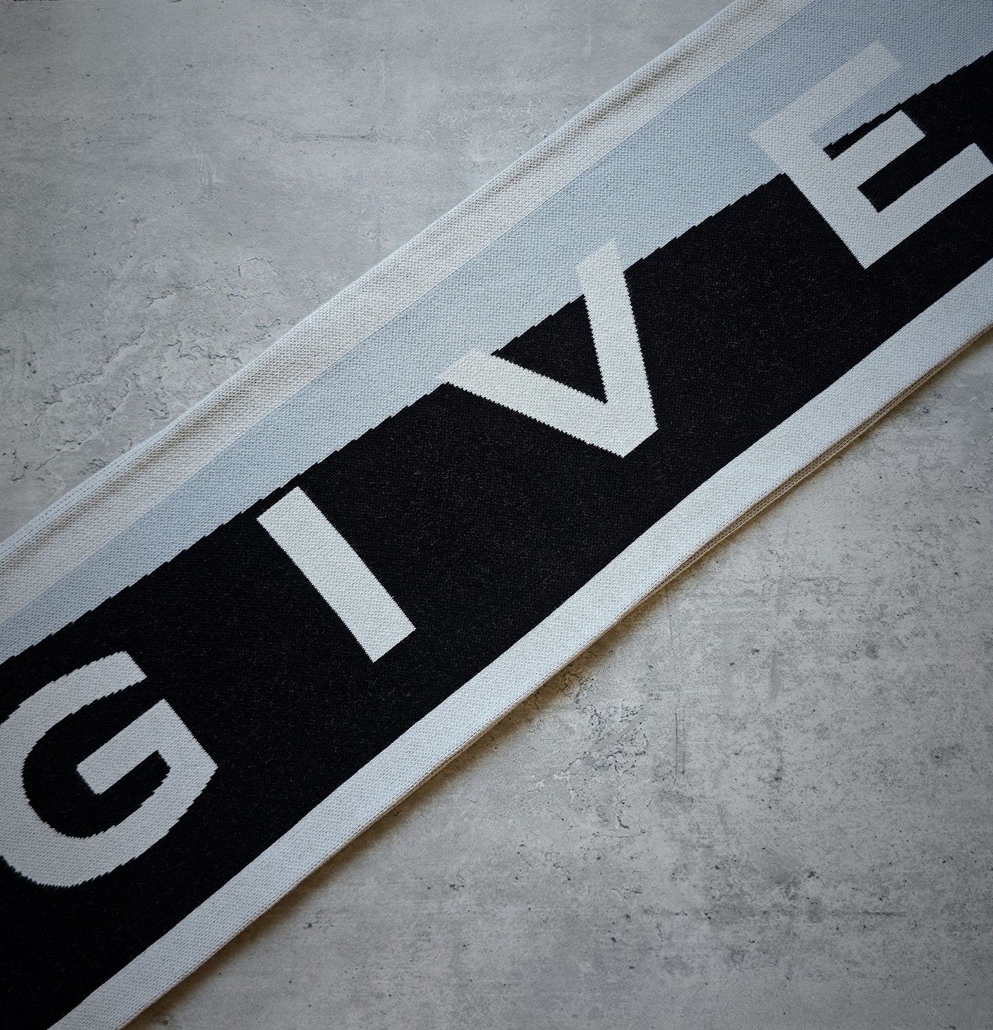 GIVENCHY Jacquard Logo Scarf Blue/Black
