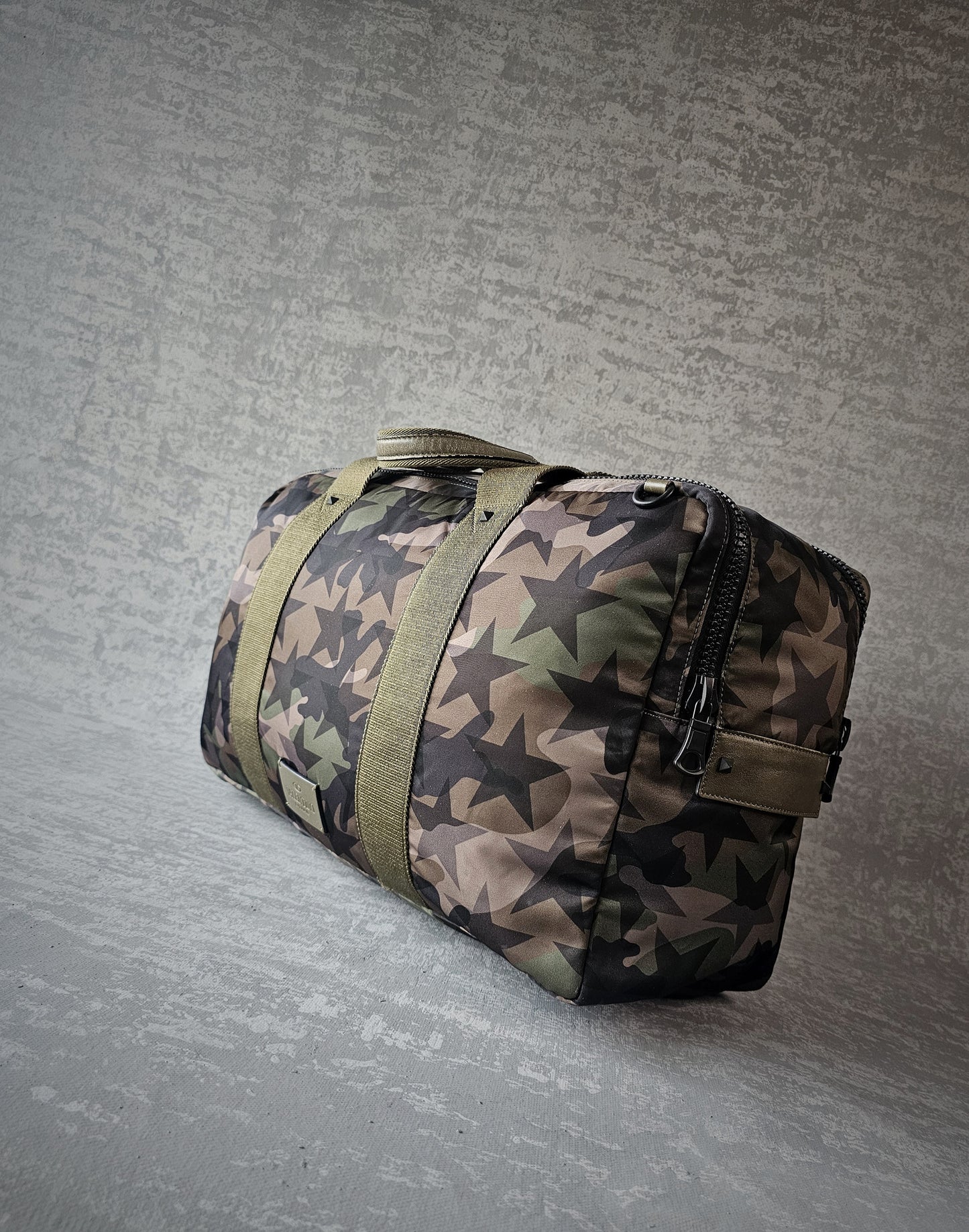 VALENTINO GARAVANI Exclusive Starred Camouflage Duffle Bag