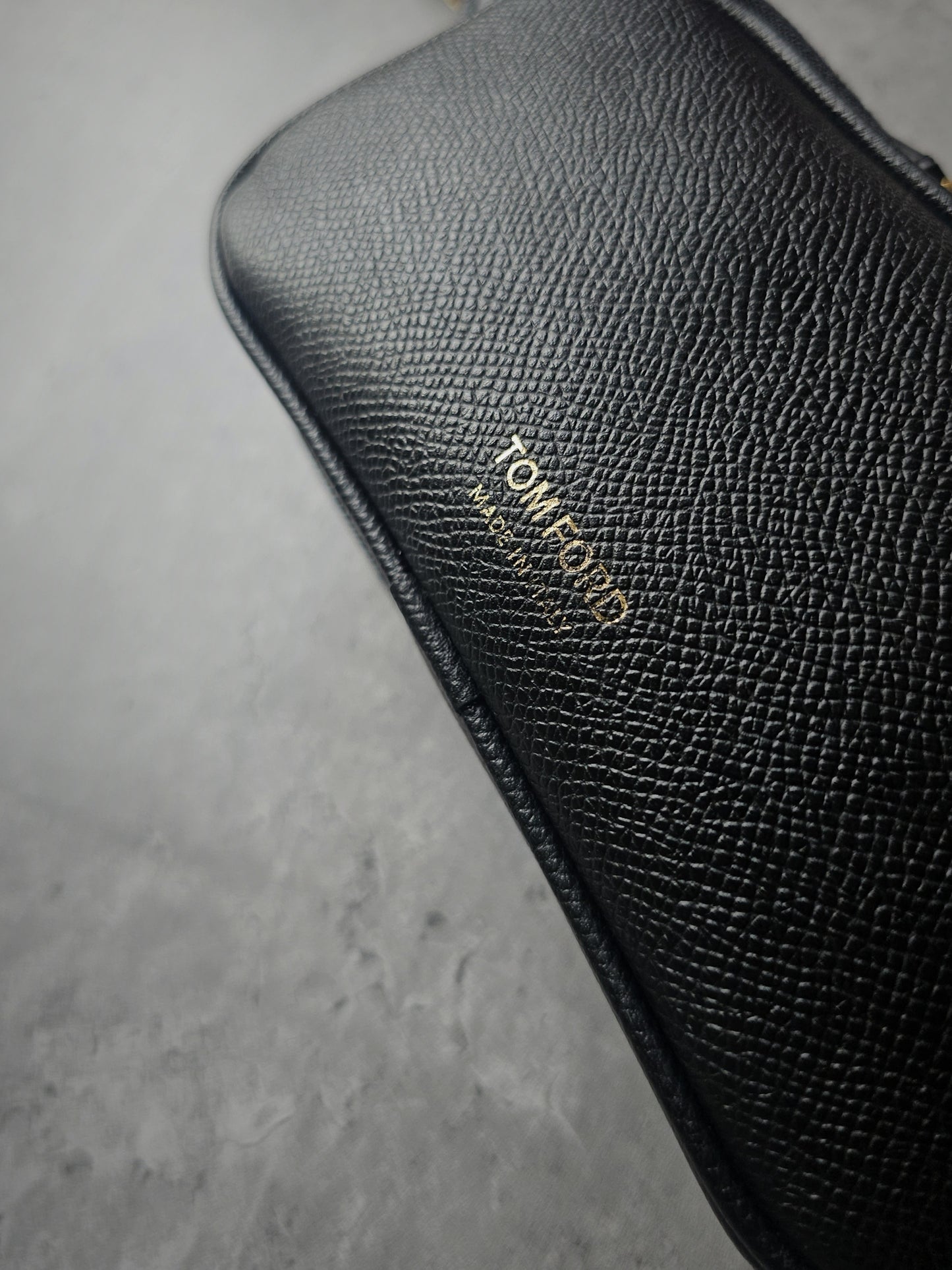 TOM FORD Full Grain Texturized Leather Belt Bag