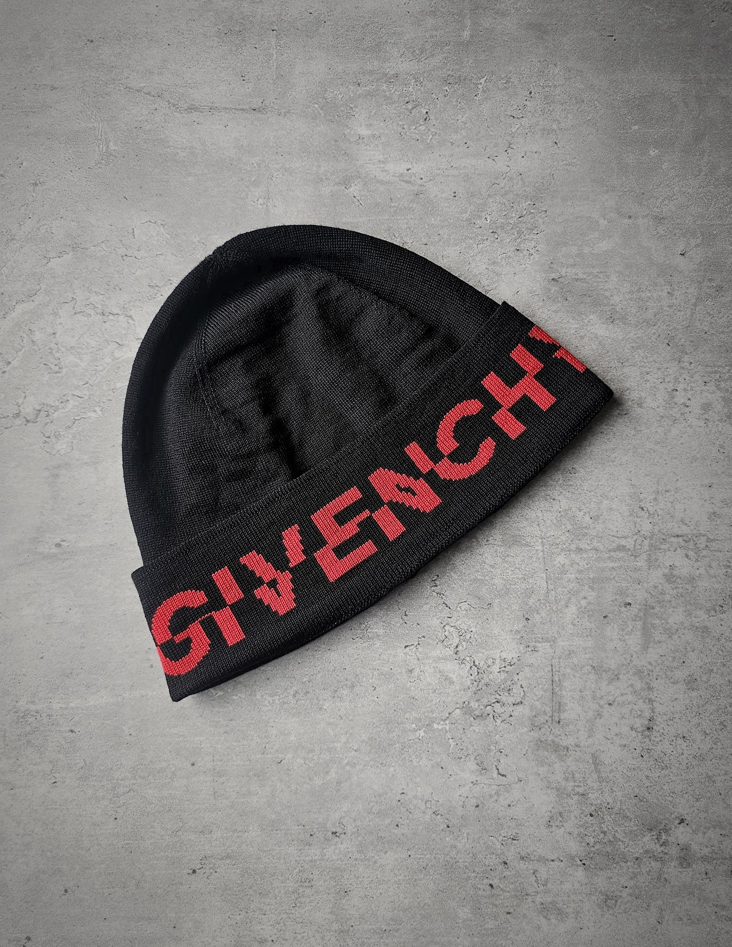 GIVENCHY Red Split Logo Beanie