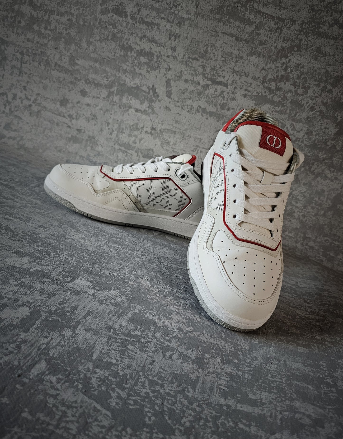 DIOR B27 Smooth Calfskin and Dior Oblique Galaxy Leather Low-Top Sneakers