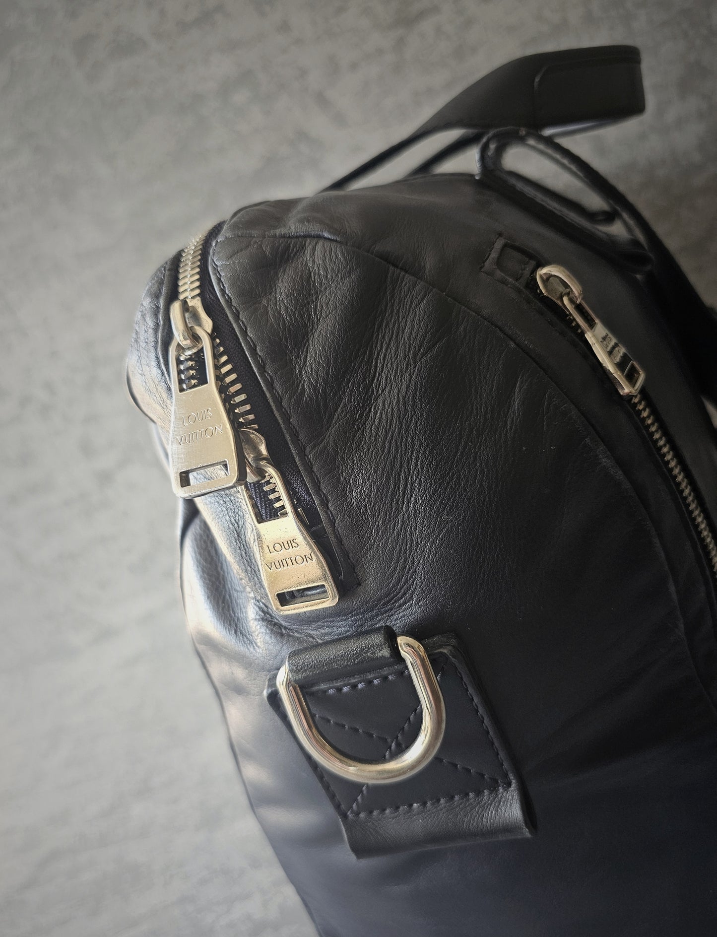 LOUIS VUITTON V Line Start Soft Nappa Travel Holdall