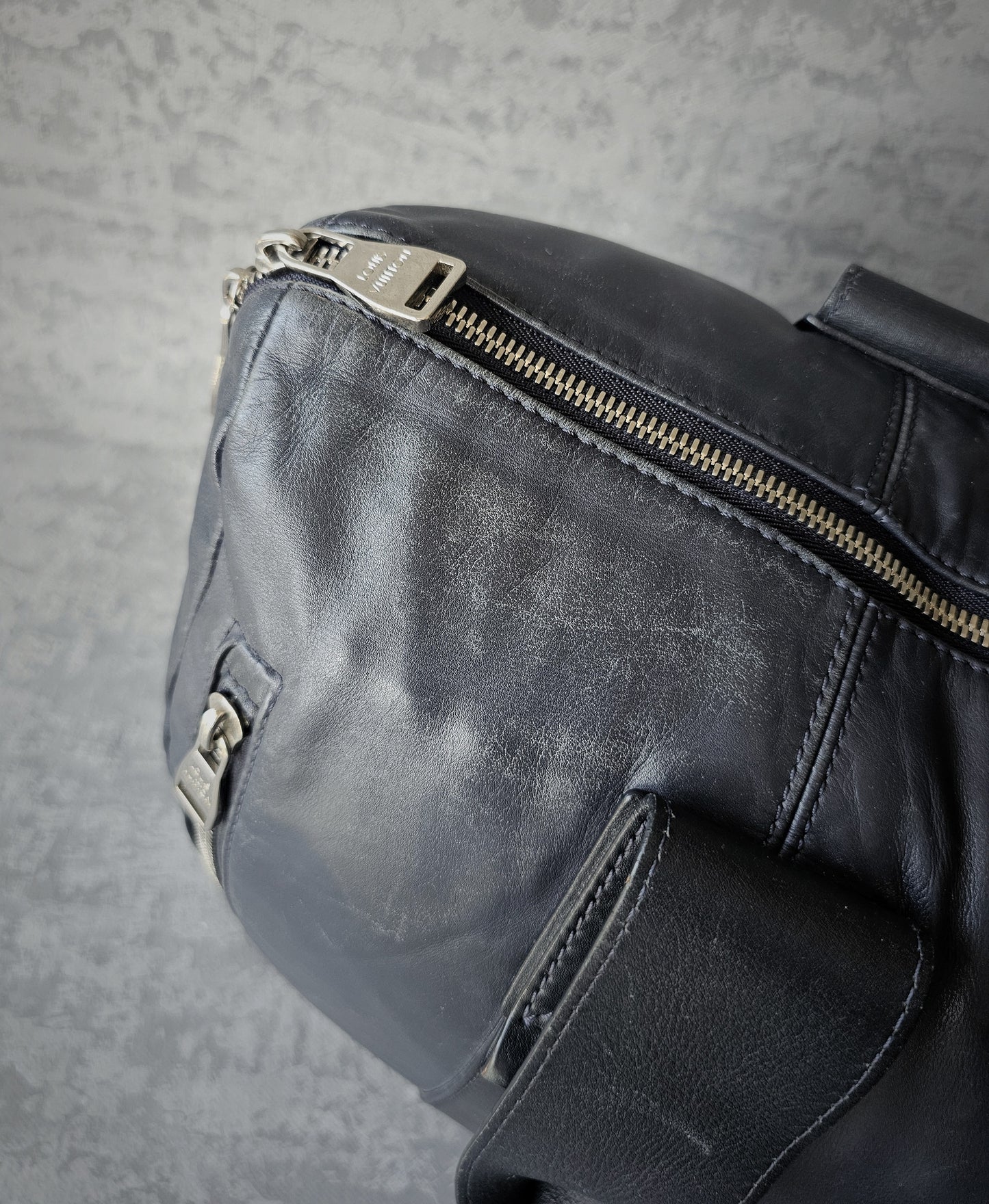 LOUIS VUITTON V Line Start Soft Nappa Travel Holdall