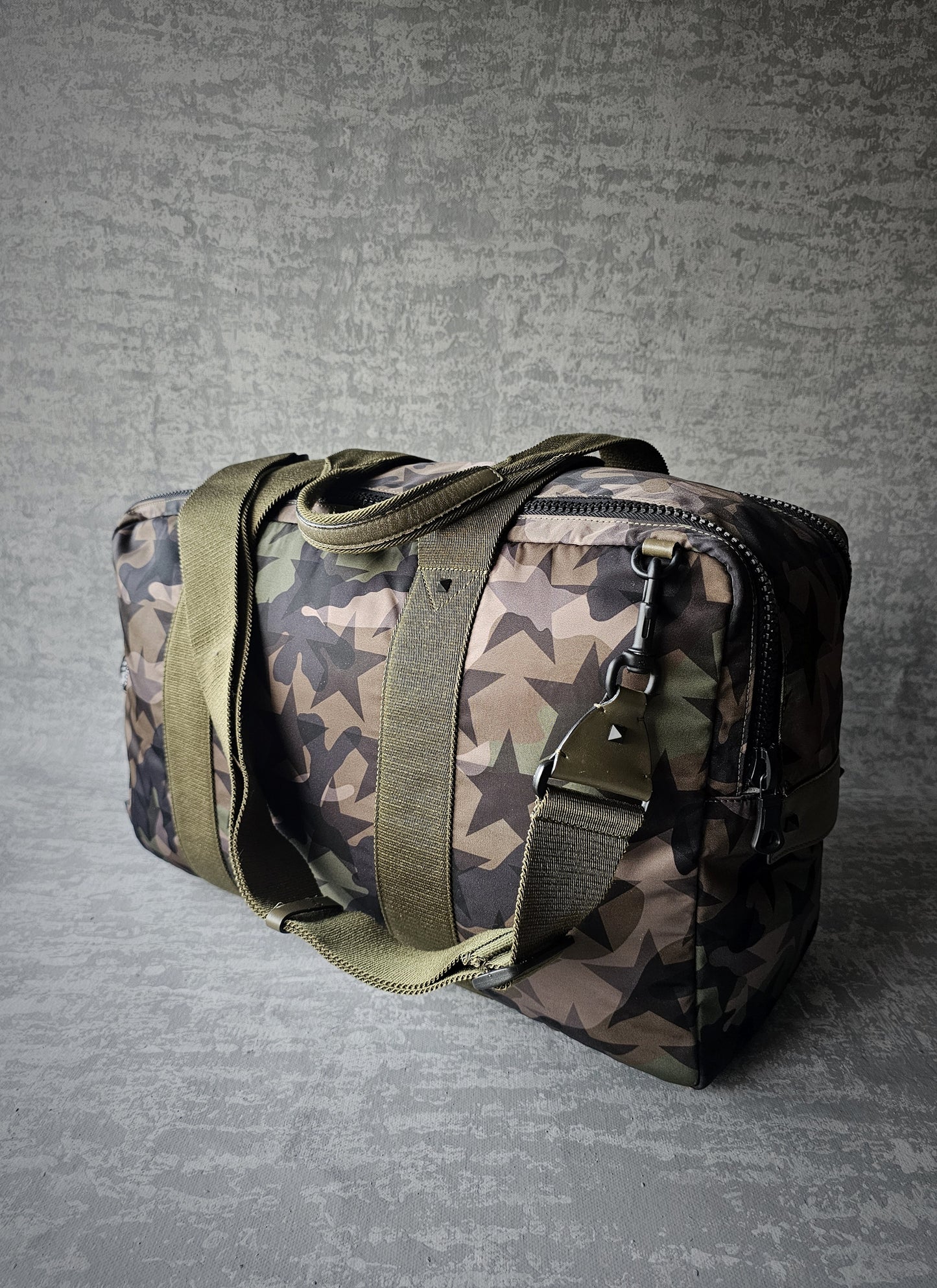 VALENTINO GARAVANI Exclusive Starred Camouflage Duffle Bag