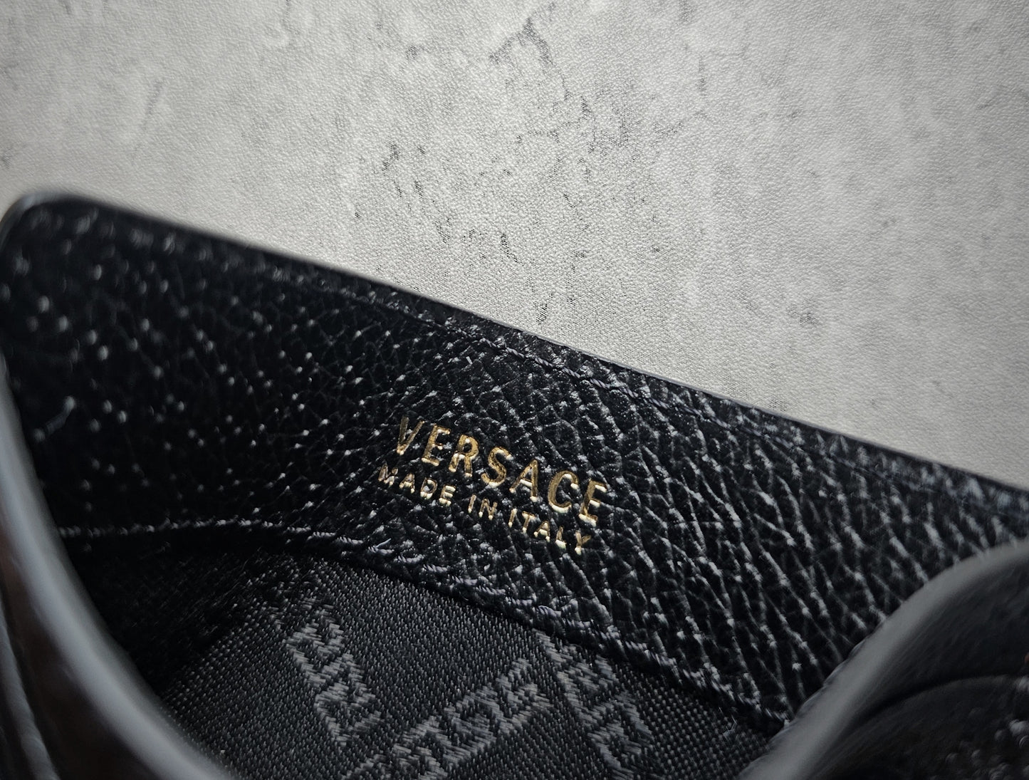 VERSACE Pebble Leather Medusa Icon Card Holder
