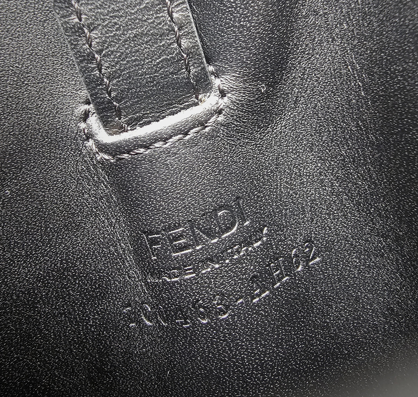 FENDI Vitello Glacier Utility Pouched Leather Belt