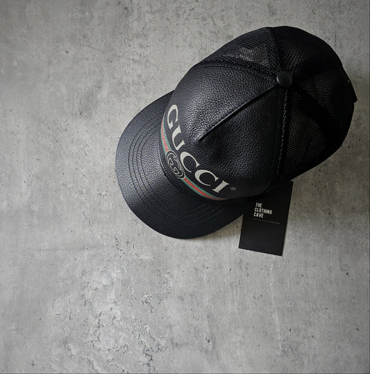 GUCCI Grained Calfskin Logo Tucker Cap