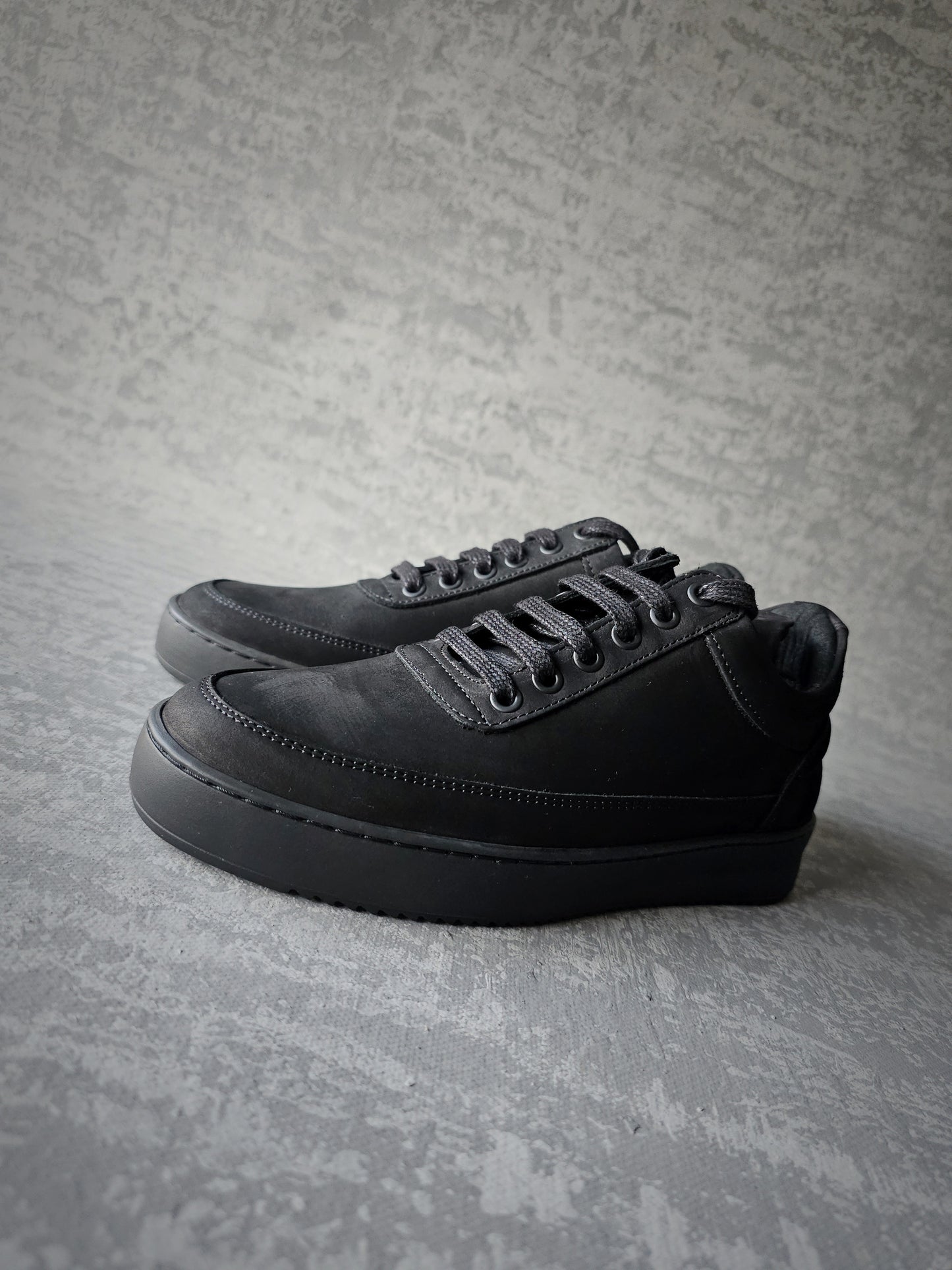 FILLING PIECES Low Top Ripple Nubuck Sneakers