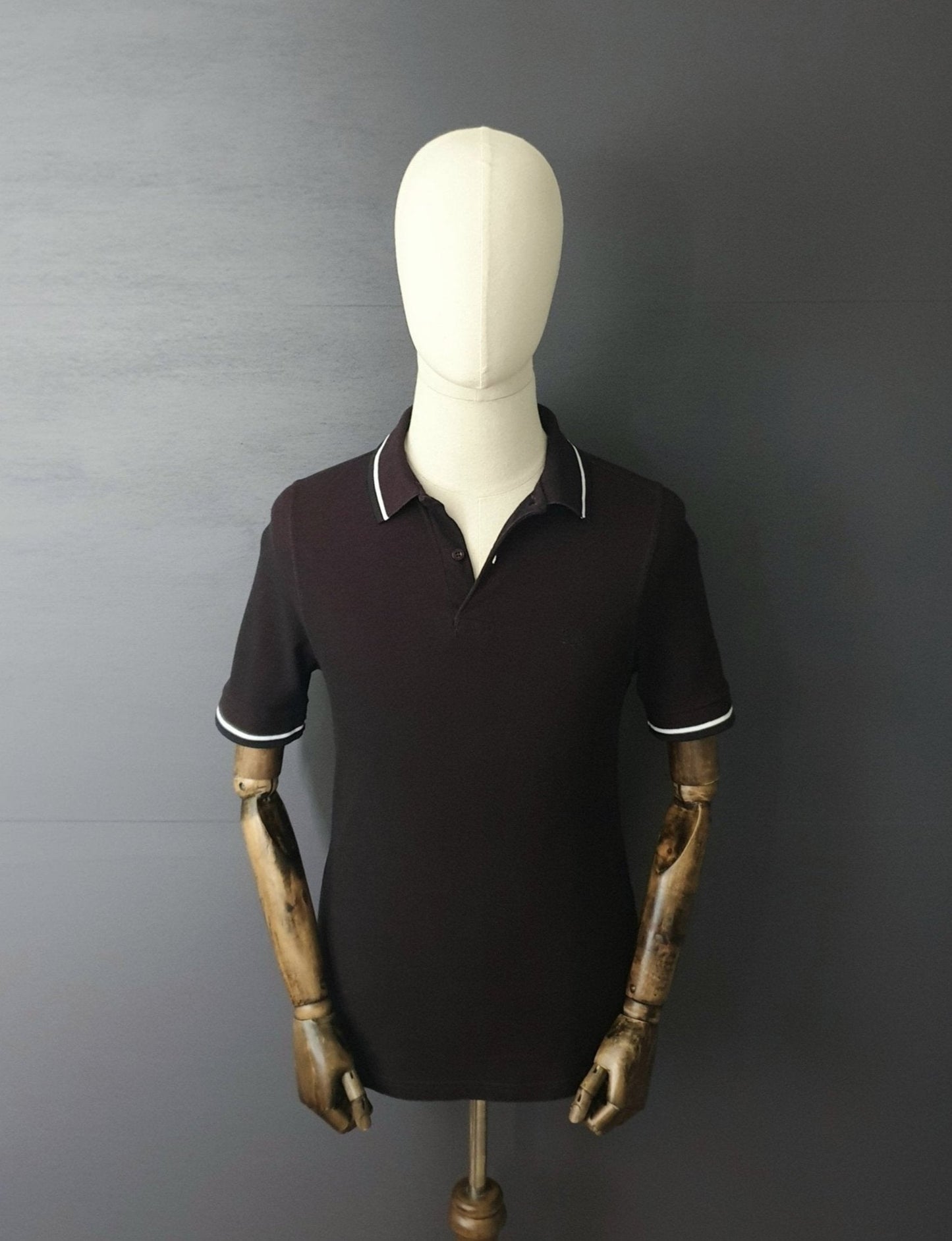 FRED PERRY M12 Polo Shirt in Burgundy