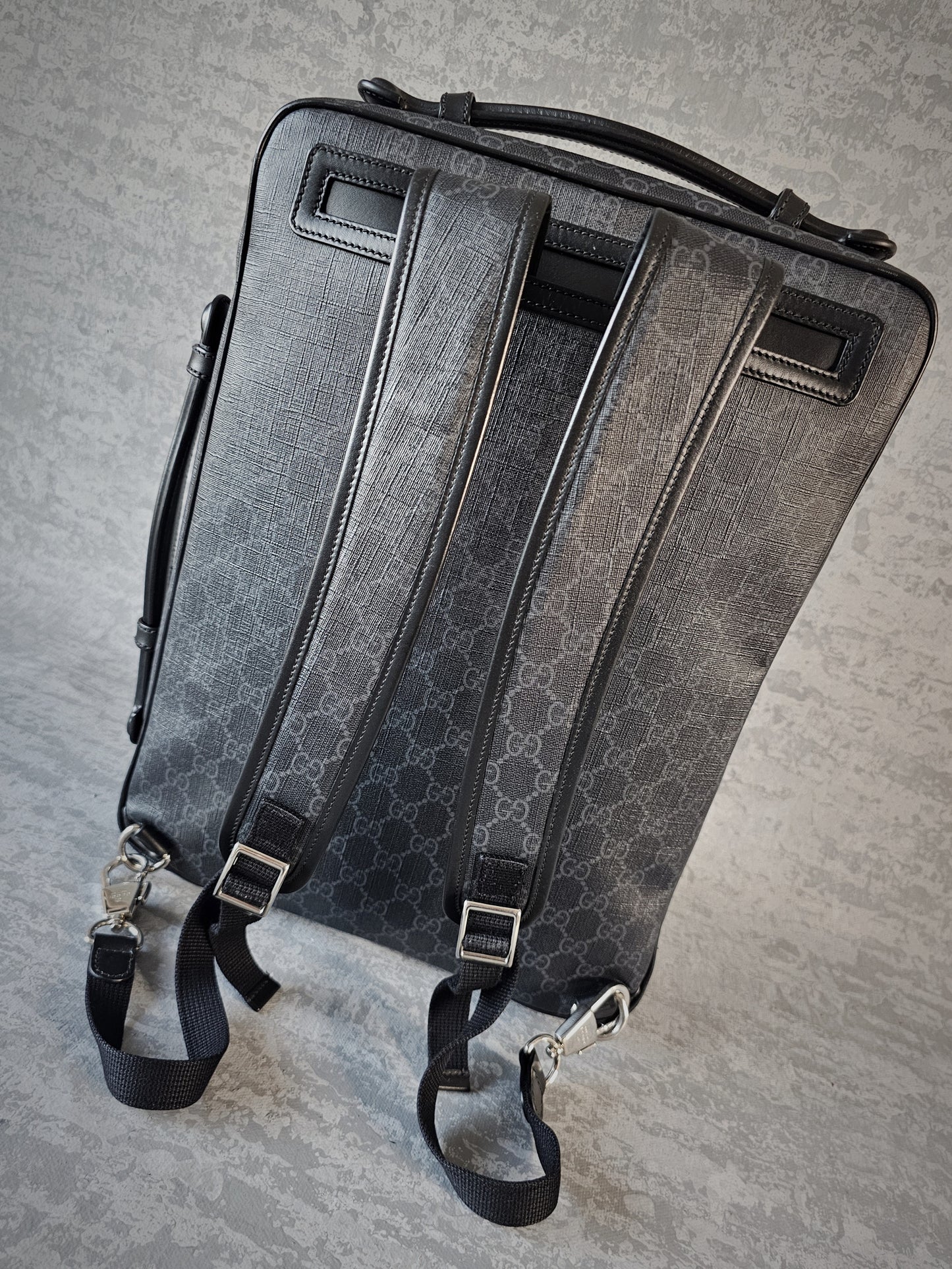 GUCCI Supreme Interlocking "G" Medium Backpack