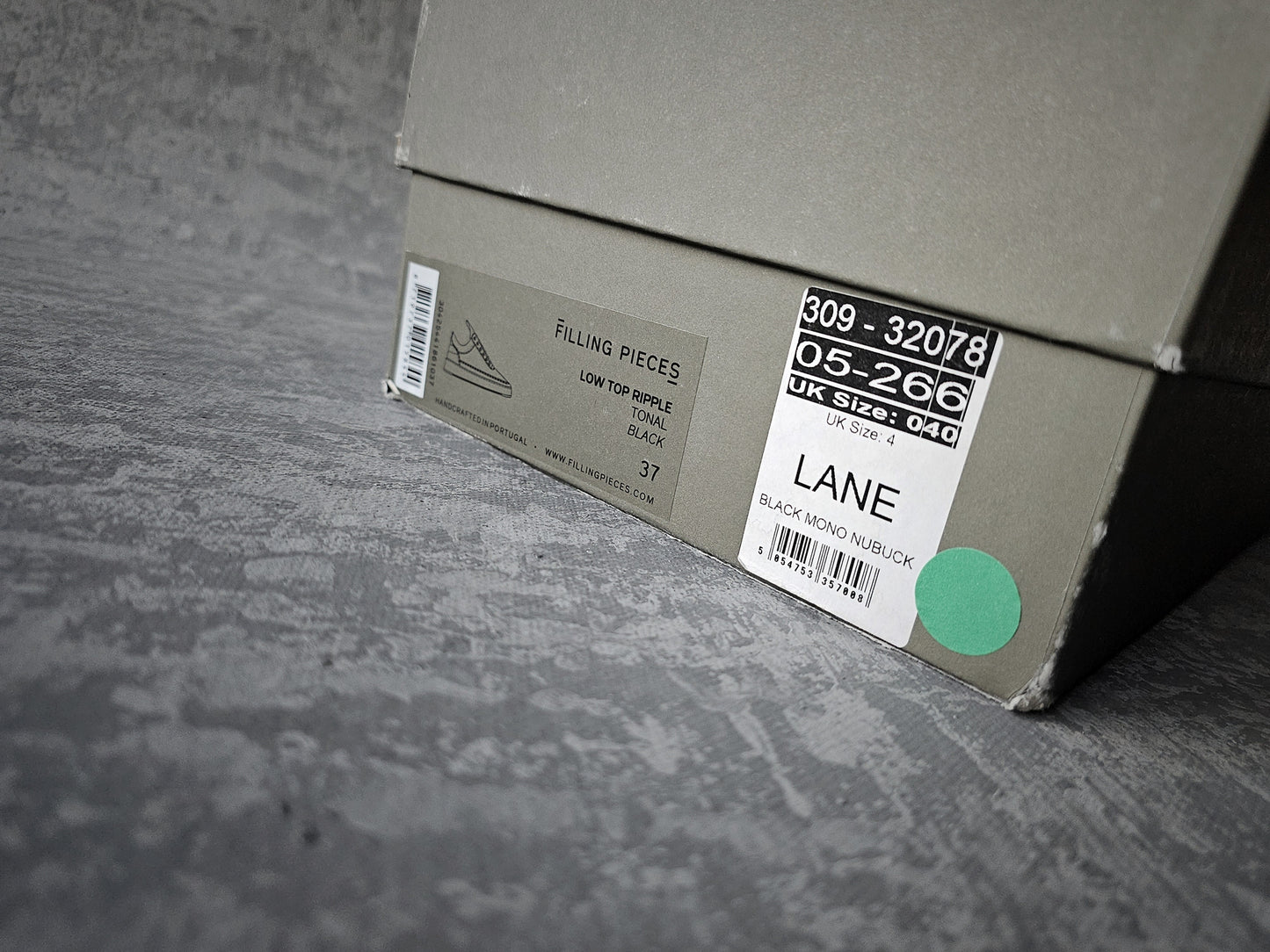 FILLING PIECES Low Top Ripple Nubuck Sneakers