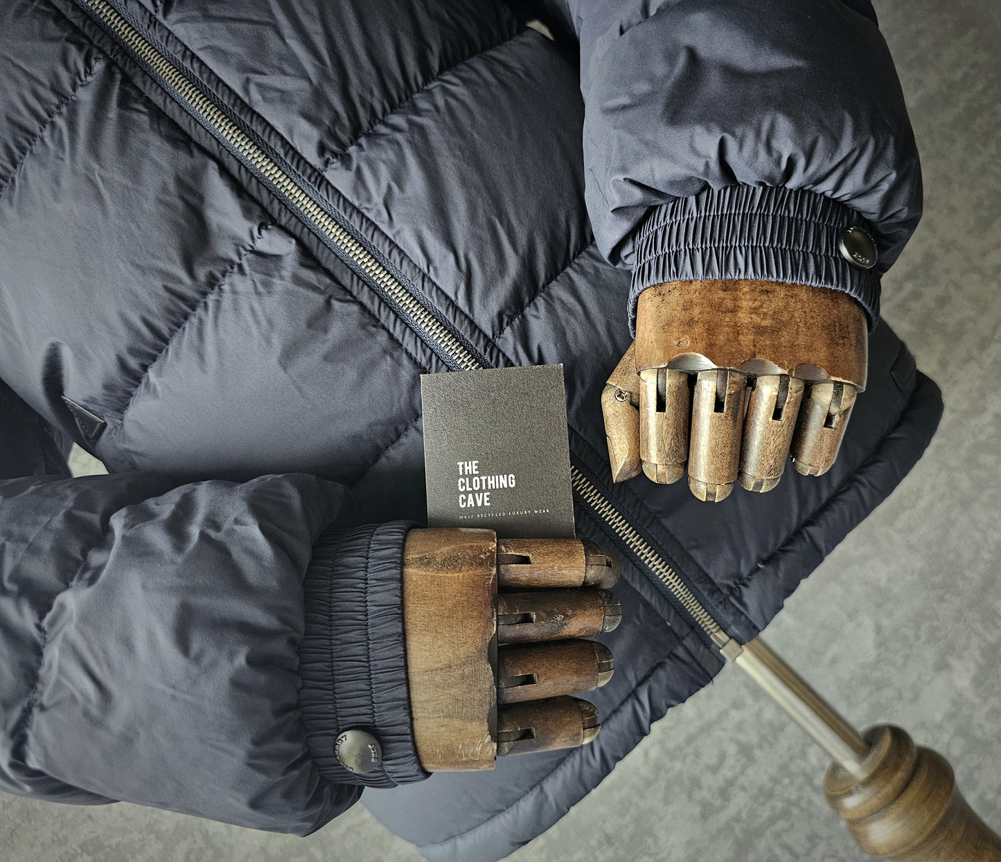 BURBERRY Detachable Hood & Sleeve Puffer Jacket/Gilet