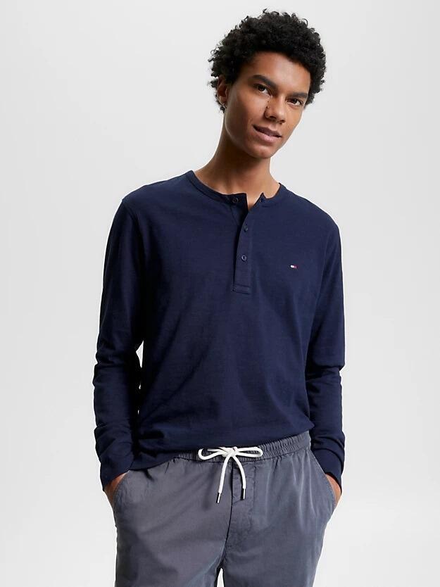TOMMY HILFIGER Henley in faded Indigo