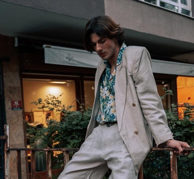 SUITS & EVENING JACKETS