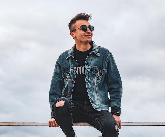SUNGLASSES