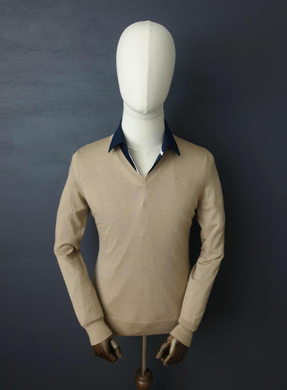 BURBERRY Vintage Fine Wool V-Neck Sweater