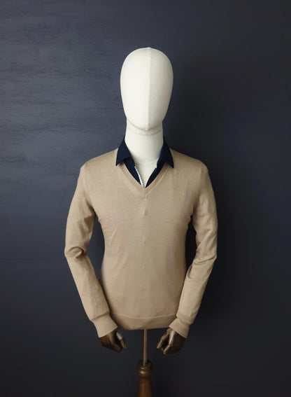 BURBERRY Vintage Fine Wool V-Neck Sweater