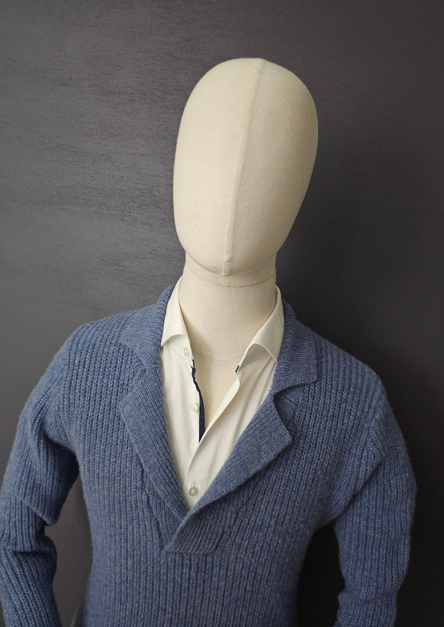 GANT Vintage Rugger Lambswool V-Neck Sweater