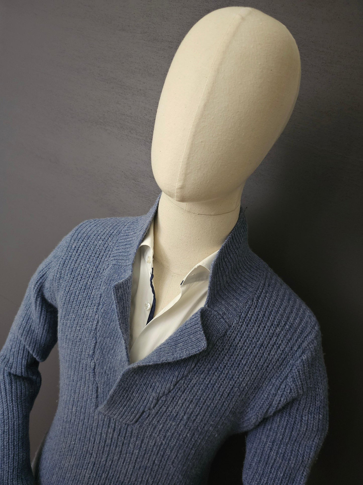 GANT Vintage Rugger Lambswool V-Neck Sweater
