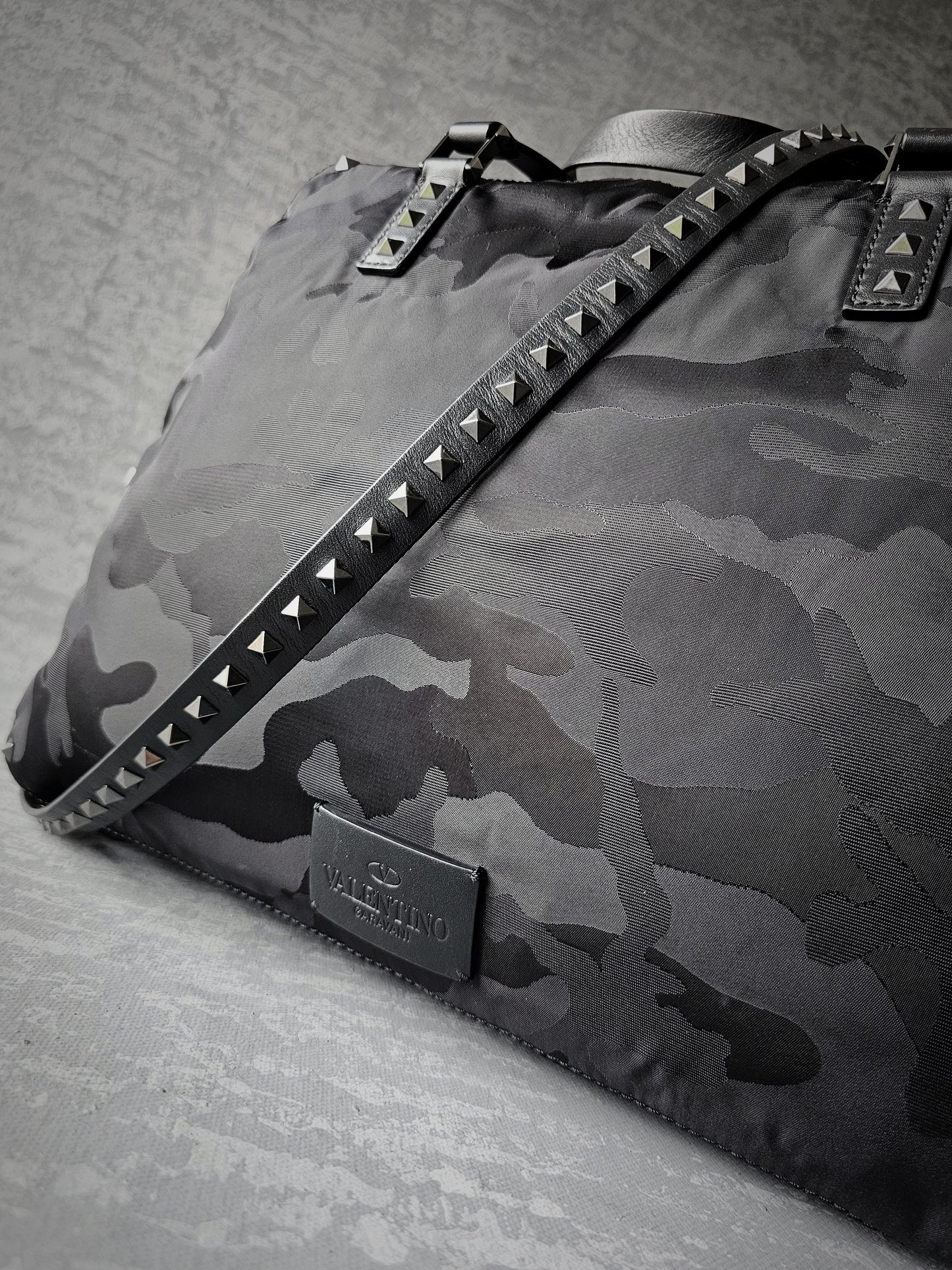 VALENTINO GARAVANI RockStud Duffle Bag