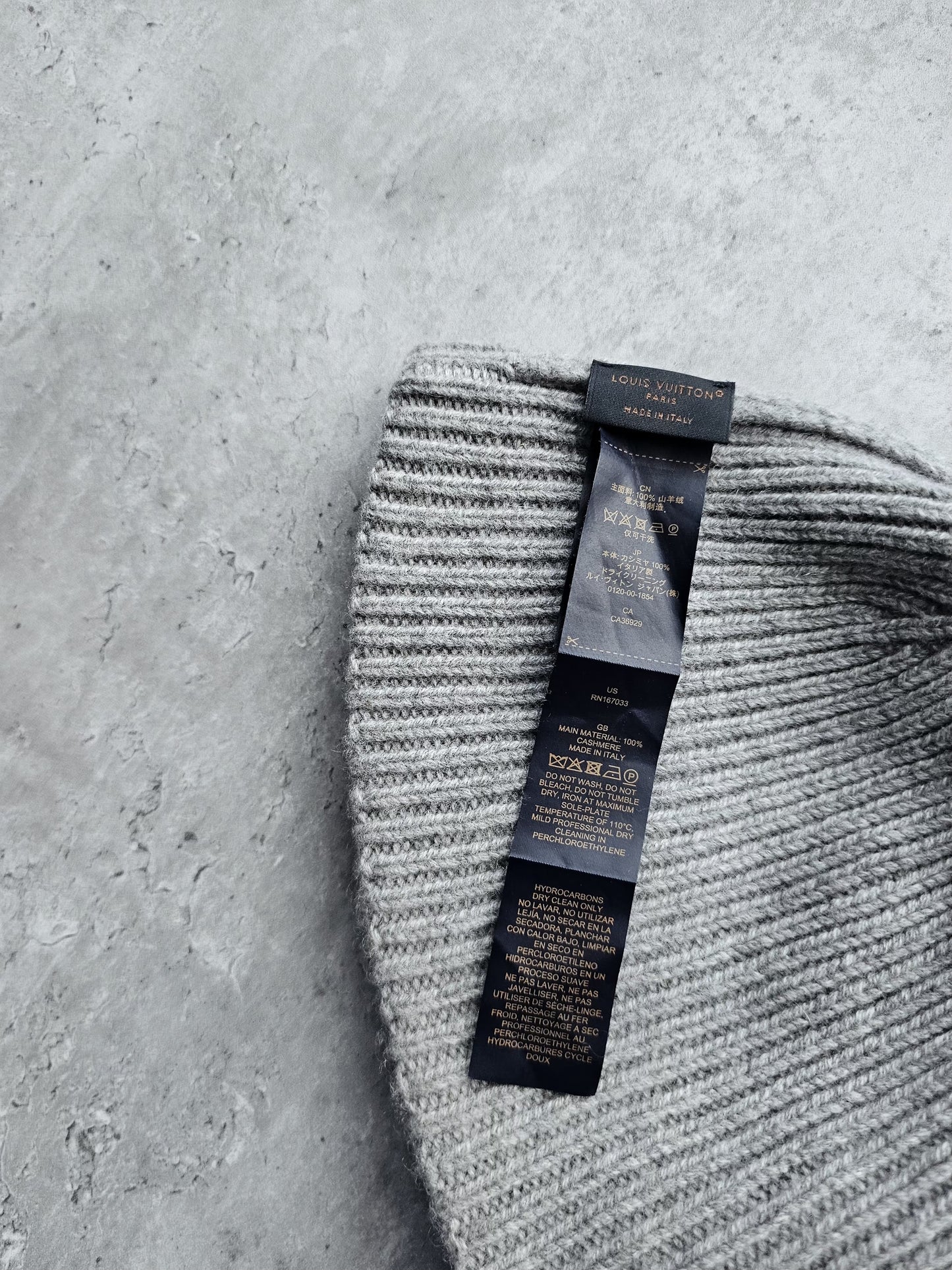 LOUIS VUITTON Dual Beanie Grey