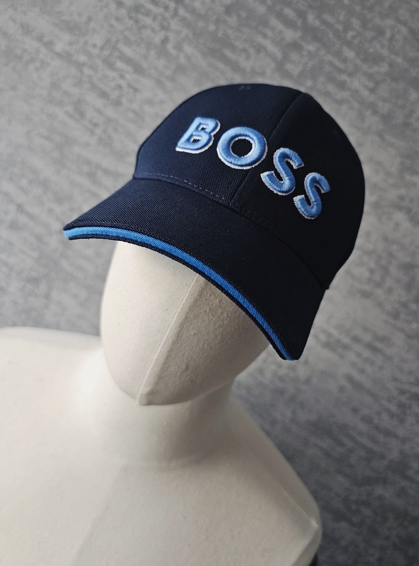 HUGO BOSS Embroidered Logo Baseball Cap