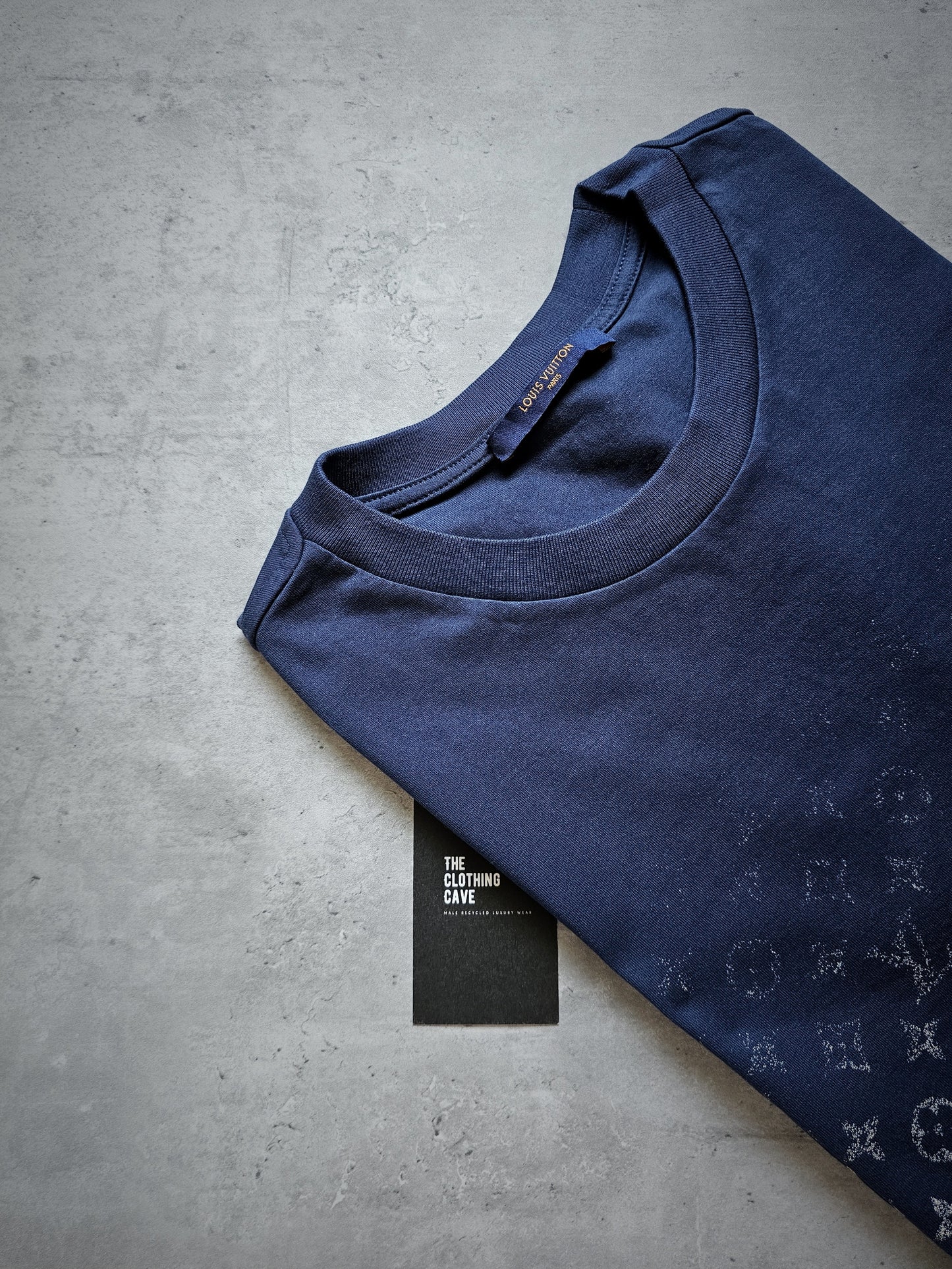 LOUIS VUITTON Gradient Cotton Monogram Navy T-Shirt