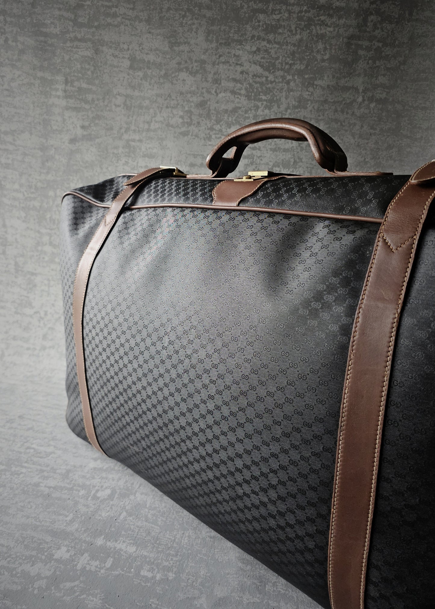 GUCCI Vintage GG Monogram Canvas Navy Suitcase