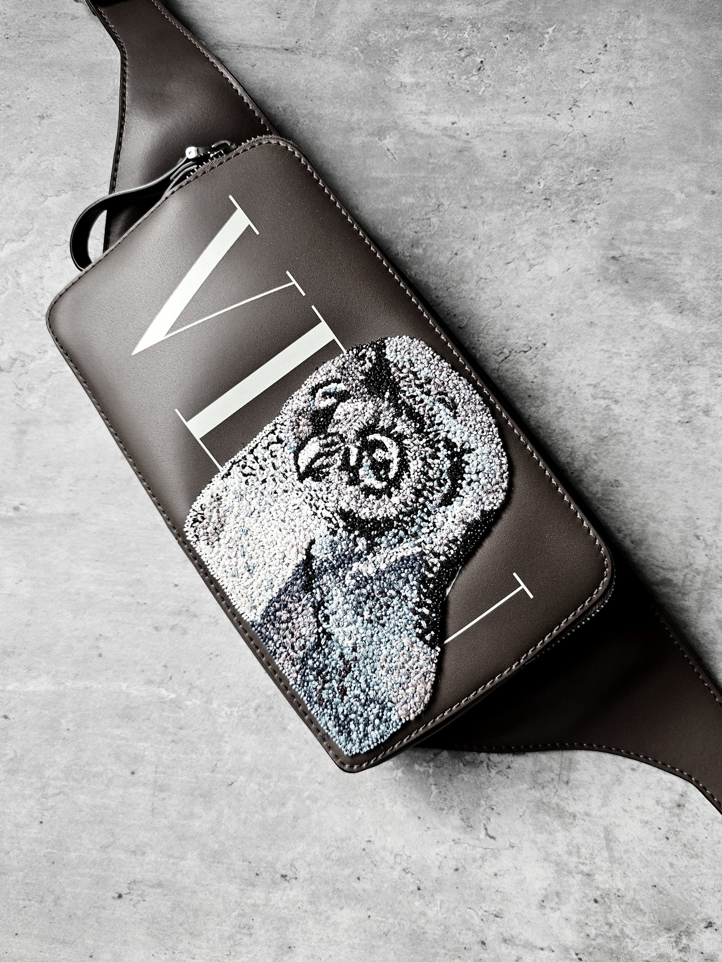 VALENTINO GARAVANI Limited Edition VLTN Umo Owl Embroidery Python Leather Belt Bag