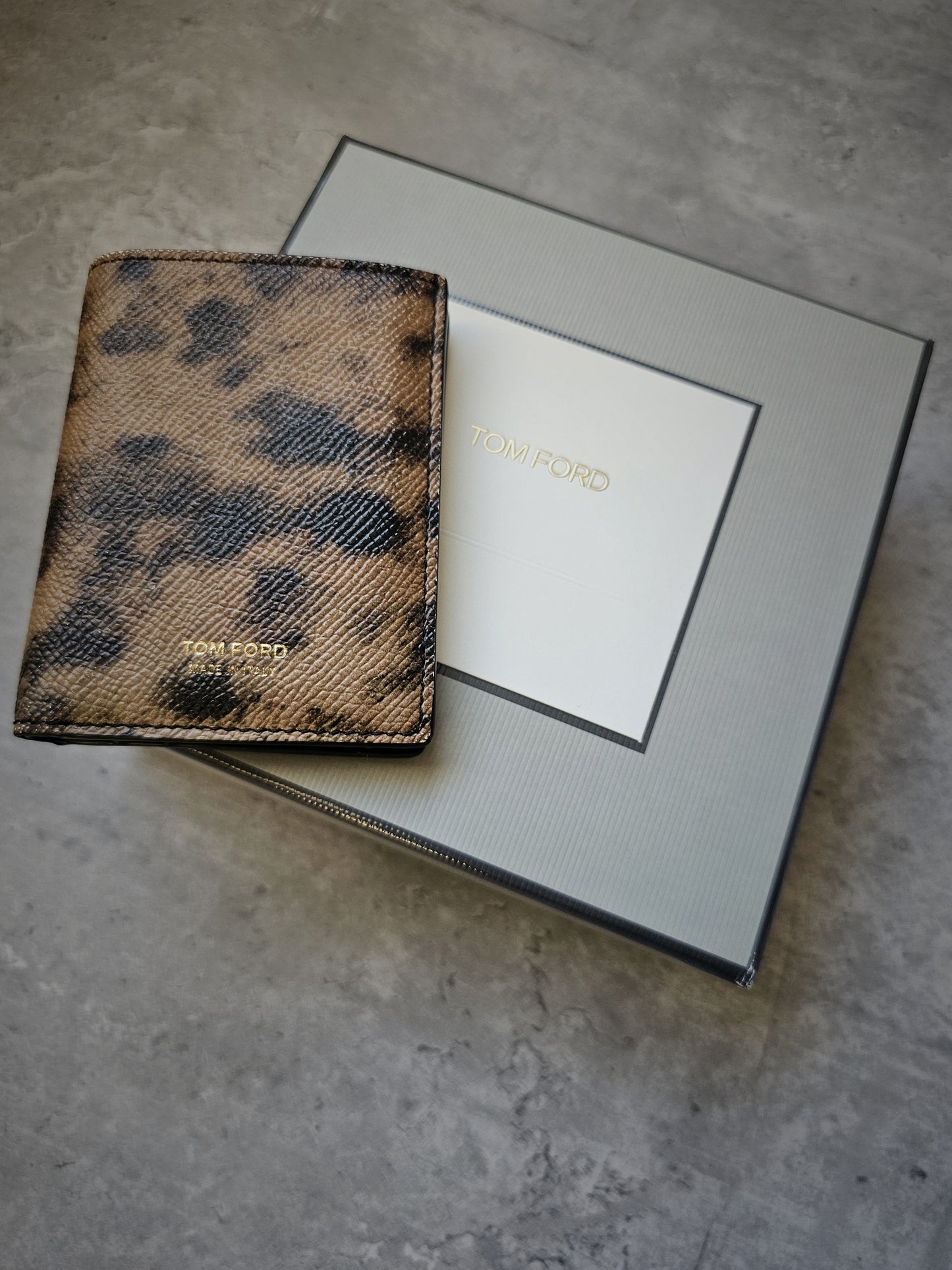 TOM FORD Leopard Print Full Grain Leather Bifold Card Holder