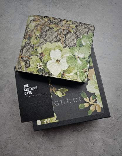 GUCCI GG Supreme Monogram Blooms Bi-Fold Wallet