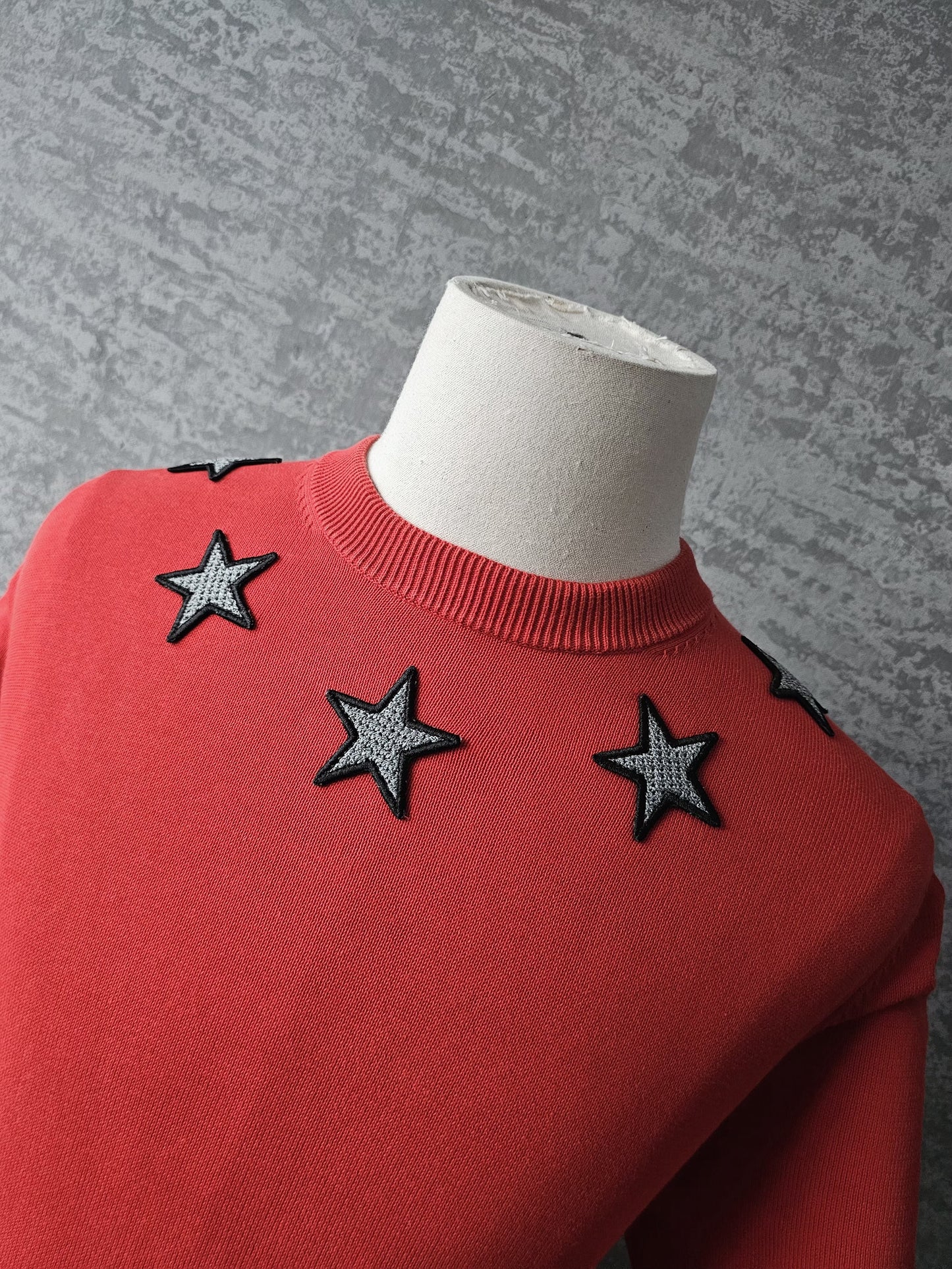 GIVENCHY Star Patches Crewneck Red Sweater
