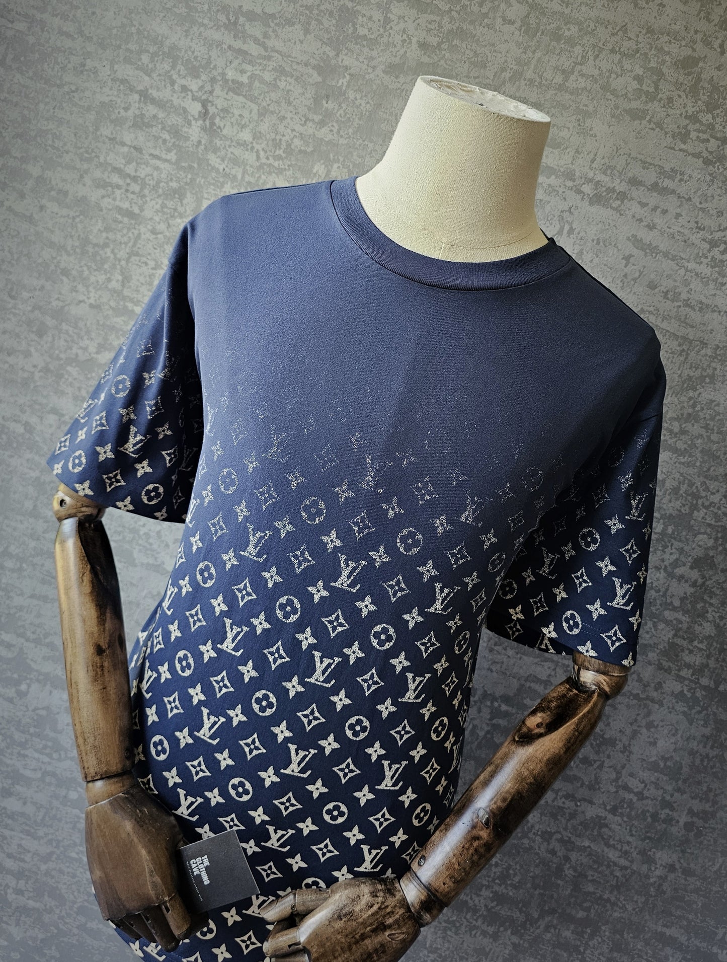 LOUIS VUITTON Gradient Cotton Monogram Navy T-Shirt