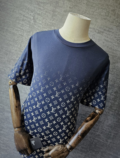 LOUIS VUITTON Gradient Cotton Monogram Navy T-Shirt