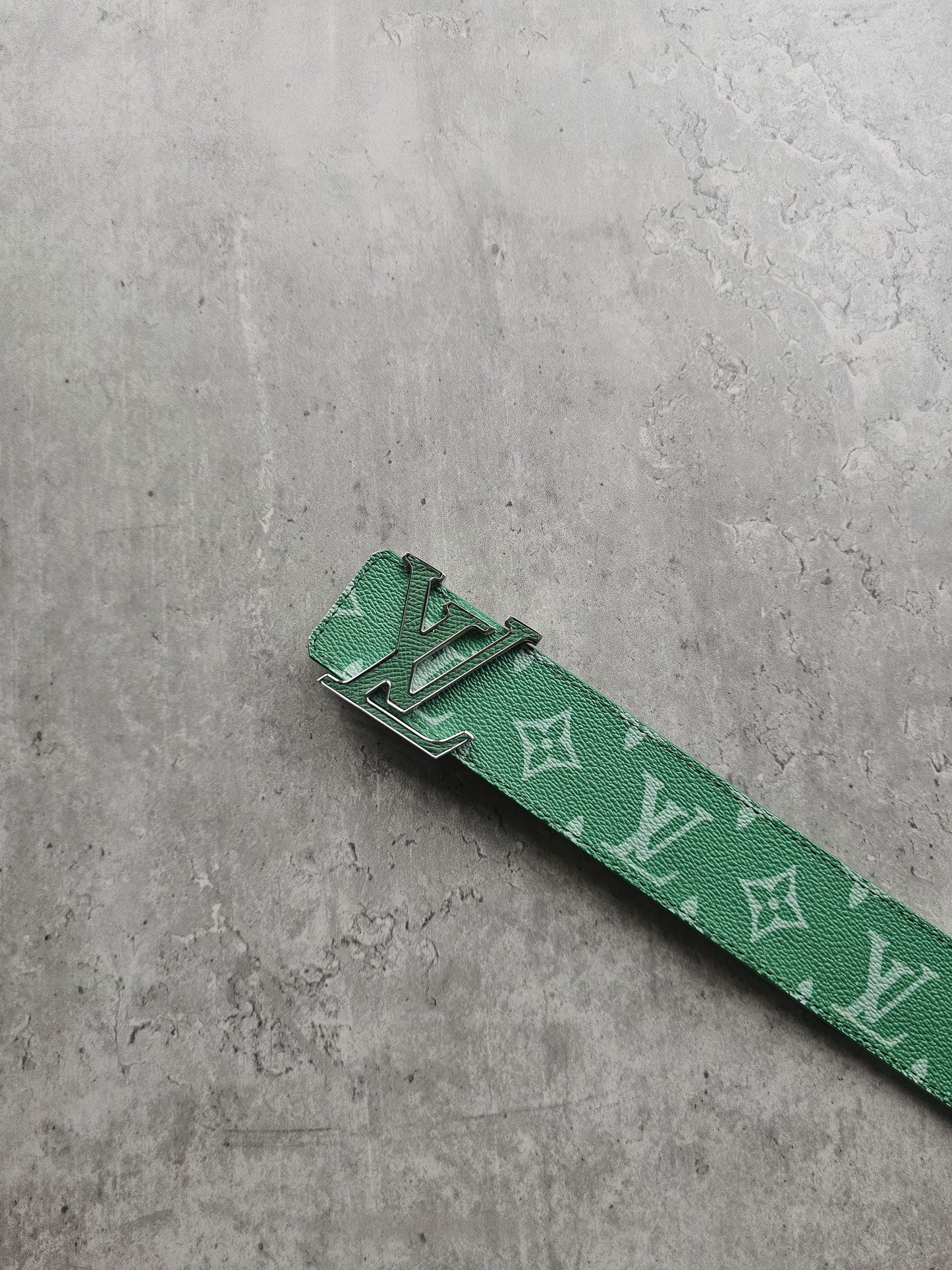 LOUIS VUITTON LV Monogram 40mm Reversible Green Belt