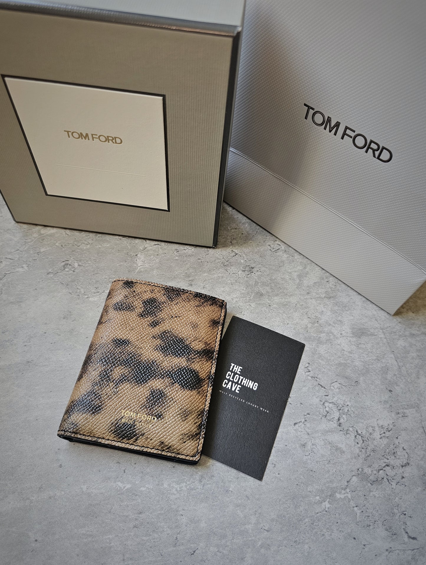 TOM FORD Leopard Print Full Grain Leather Bifold Card Holder