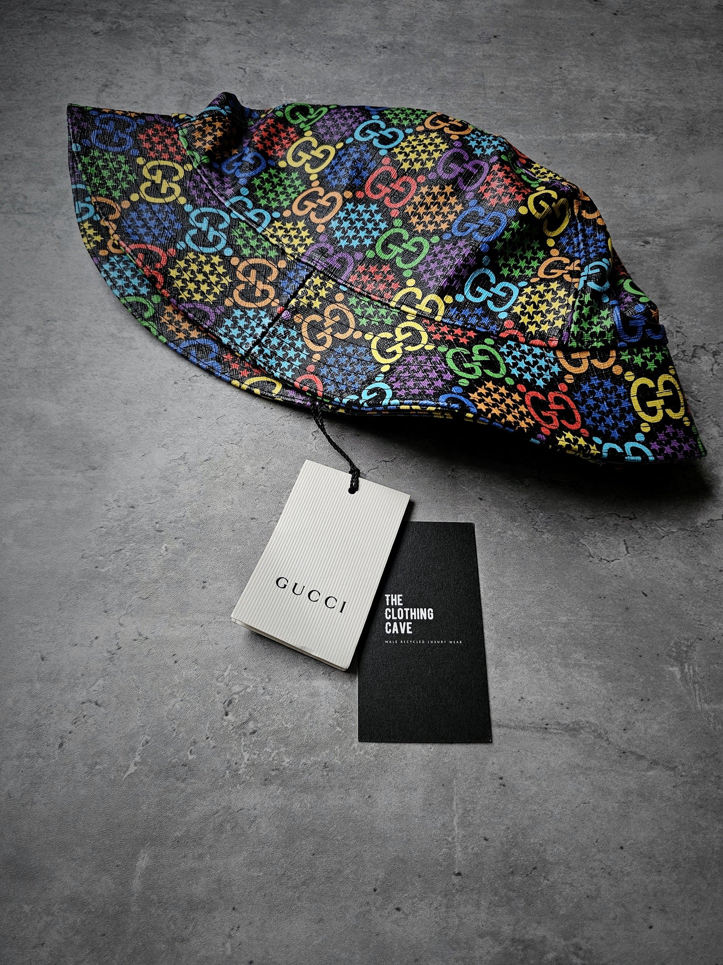 GUCCI GG Supreme Monogram Psychedelic Fedora Bucket Hat