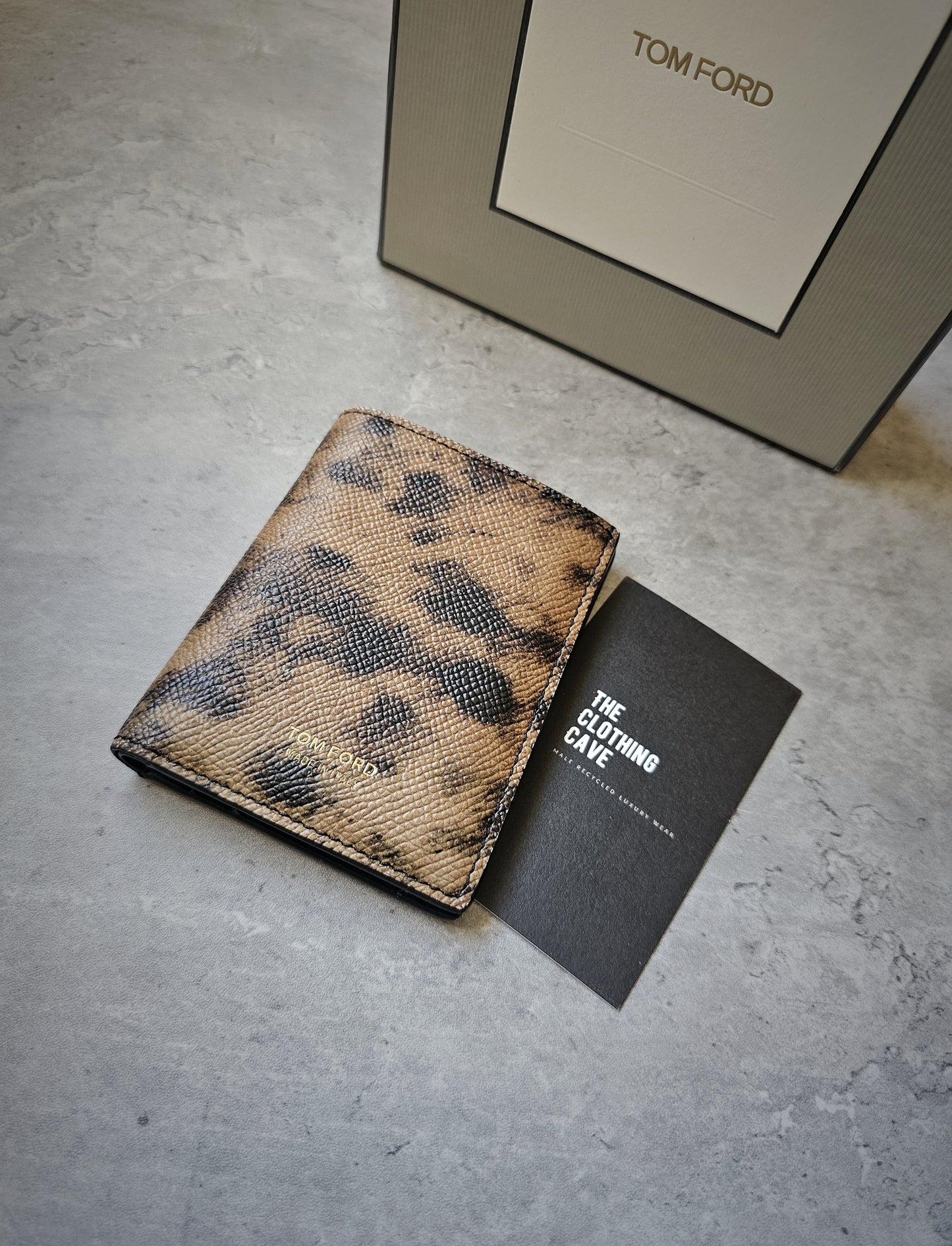 TOM FORD Leopard Print Full Grain Leather Bifold Card Holder