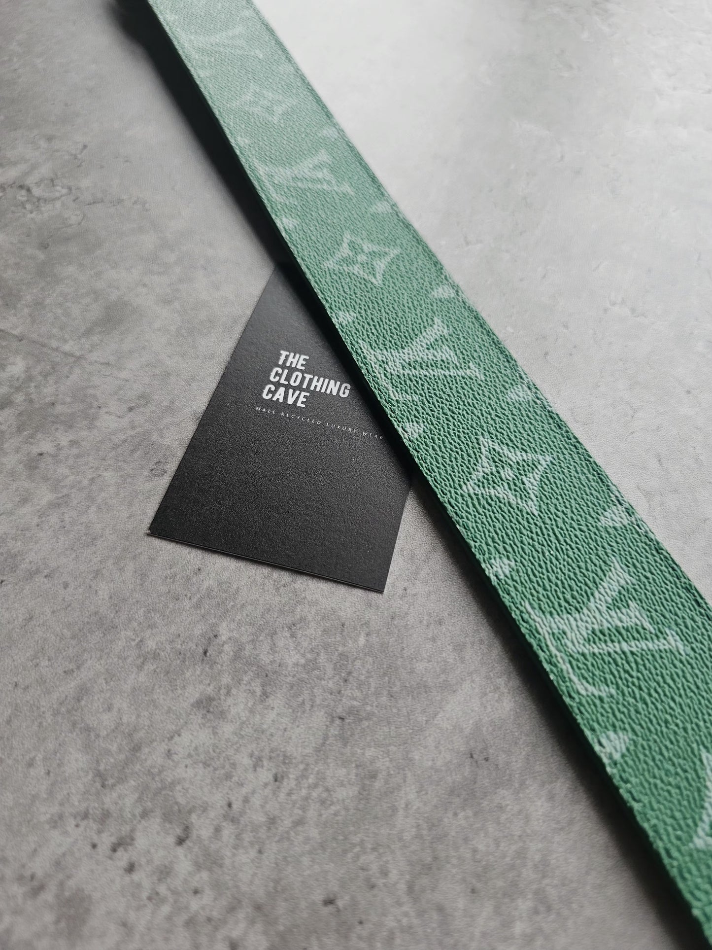 LOUIS VUITTON LV Monogram 40mm Reversible Green Belt
