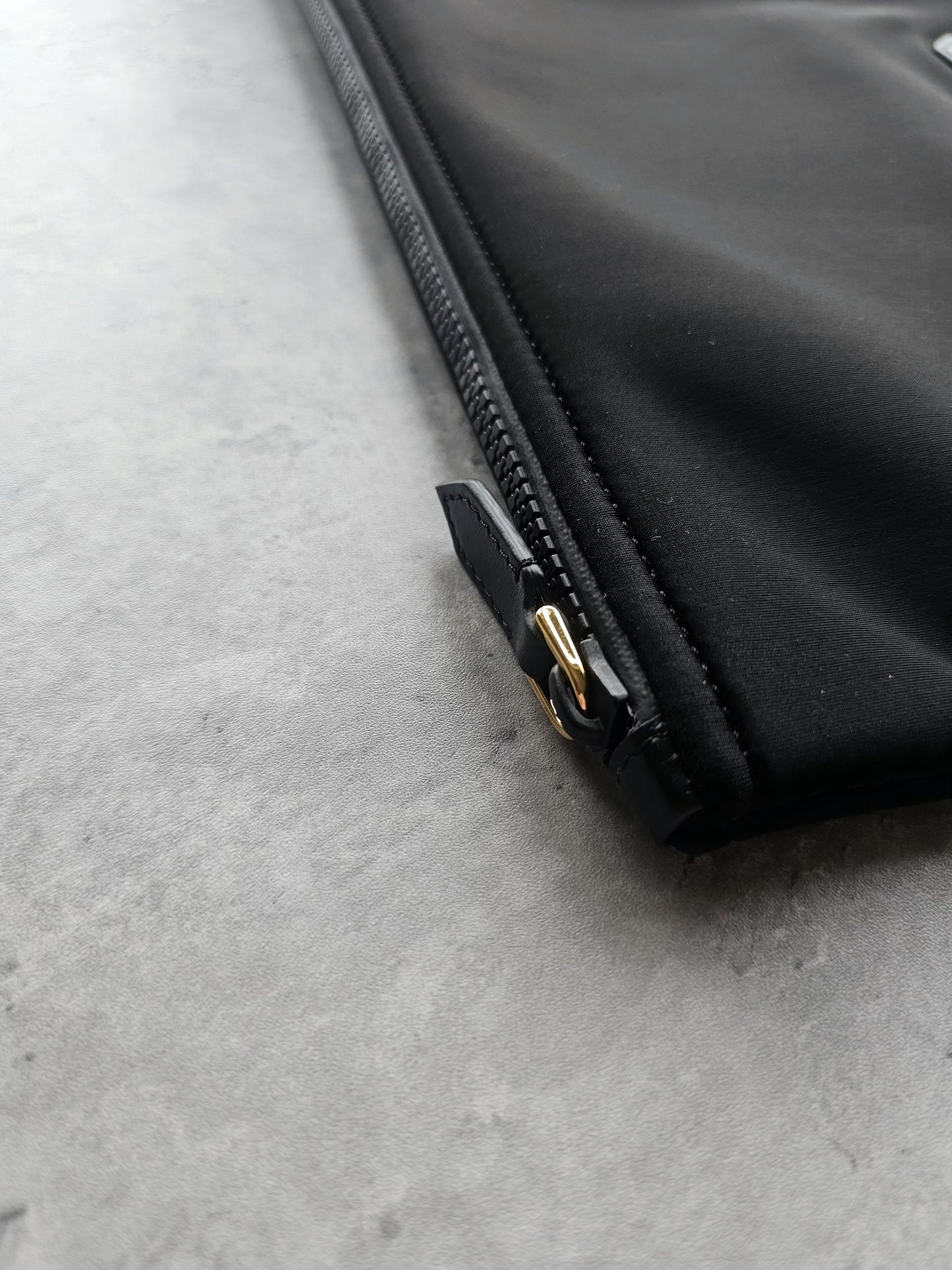 Tom Ford Zipped Logo Appliqued neoprene Pouch