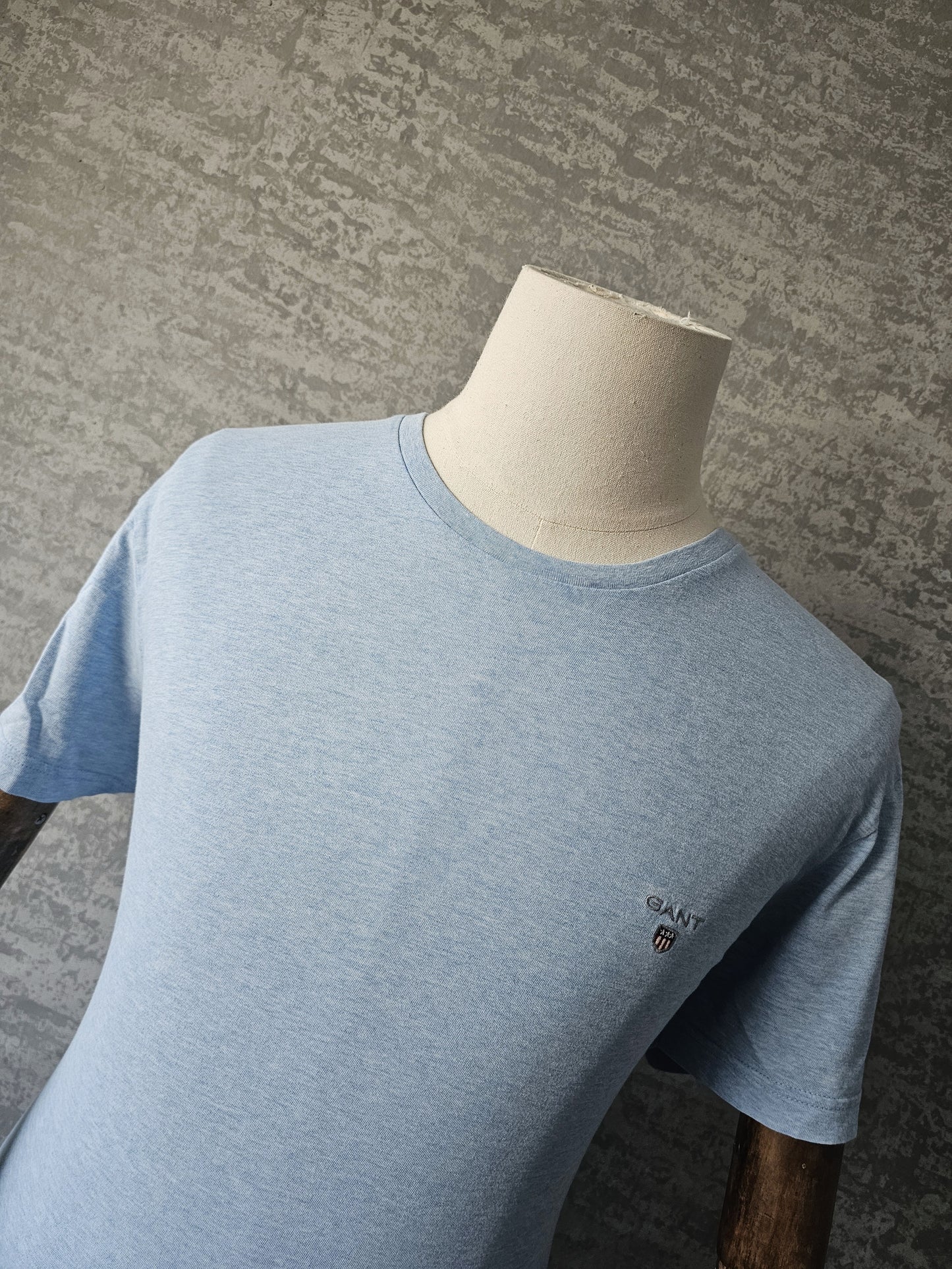 GANT Original Crew Neck Embroidered T-Shirt